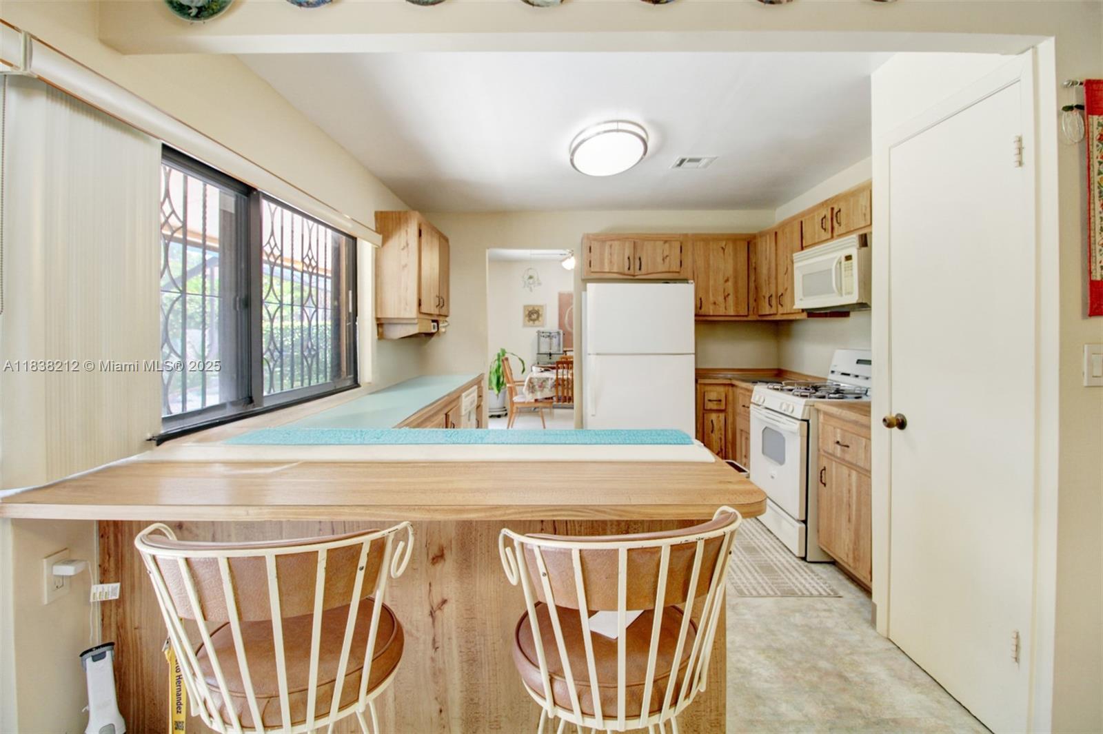 WINSTON PARK UNIT 8 - Residential