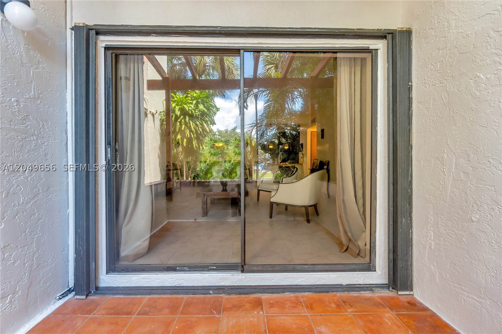 LAGO DEL REY CONDO #1 - Residential