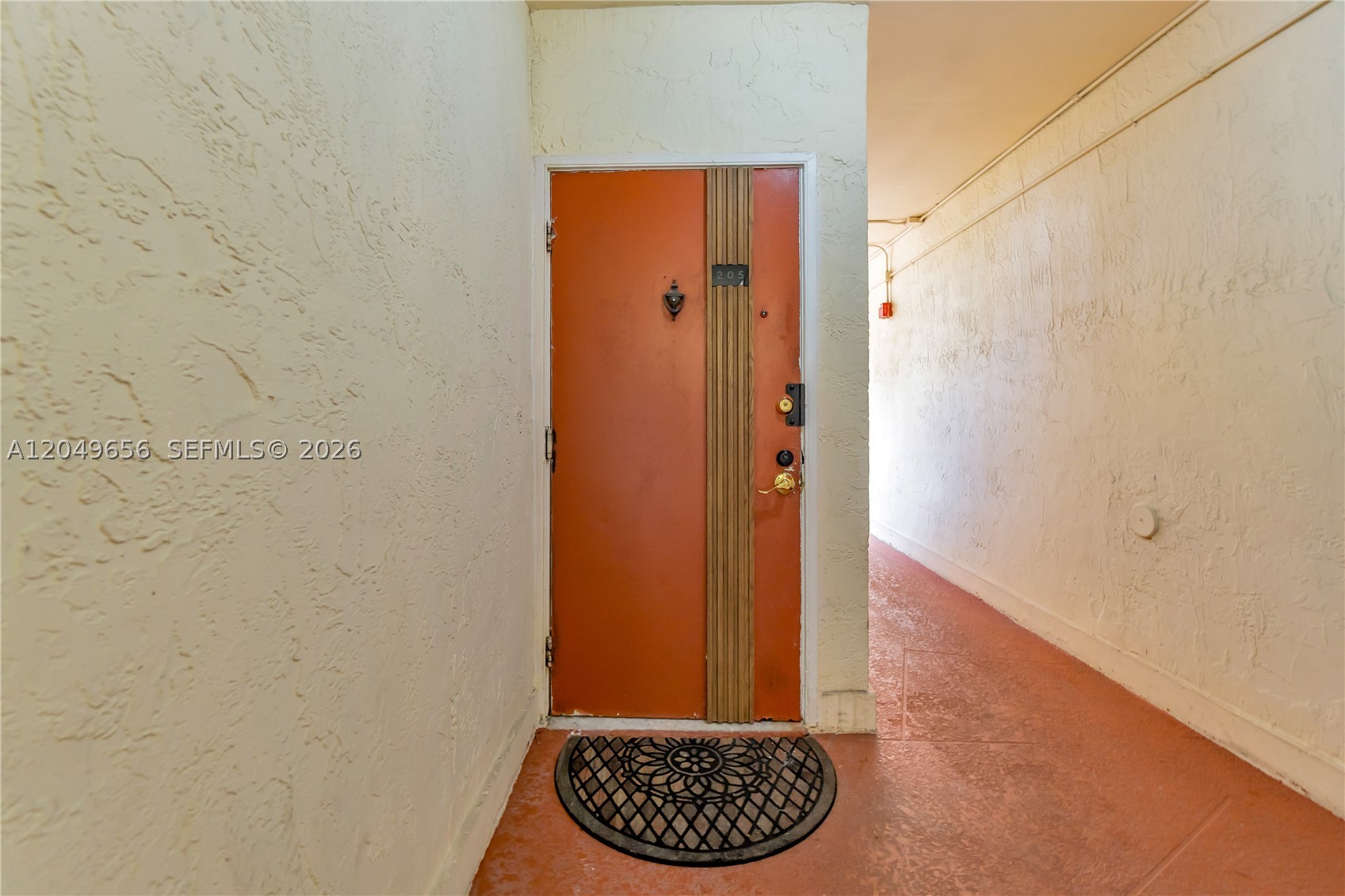 LAGO DEL REY CONDO #1 - Residential