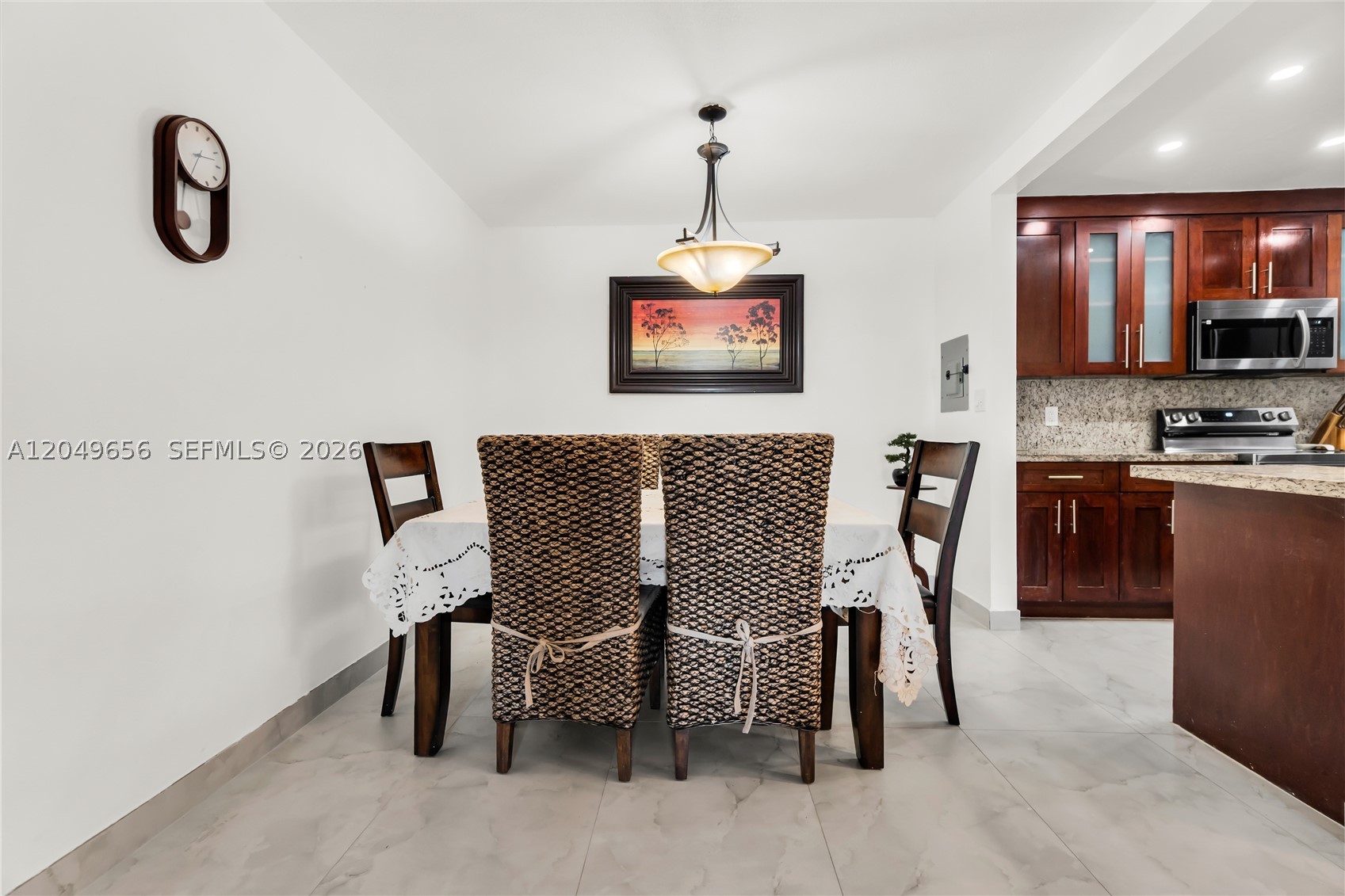 LAGO DEL REY CONDO #1 - Residential