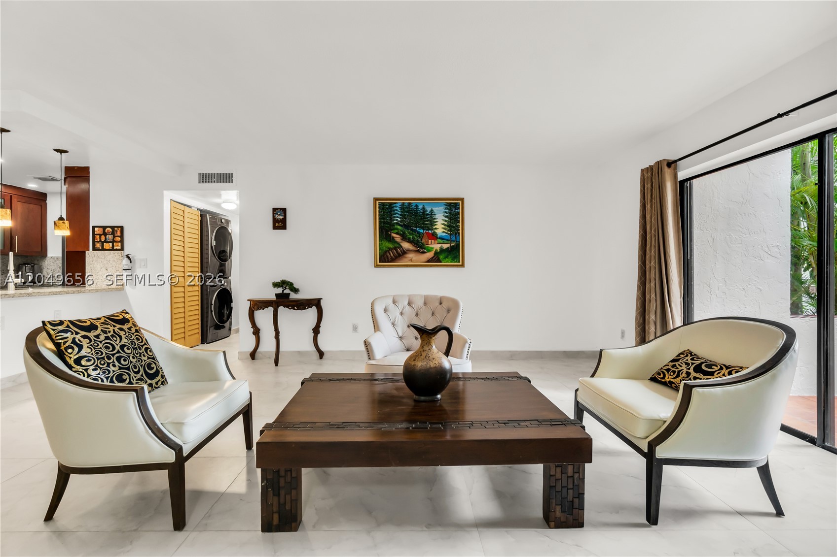 LAGO DEL REY CONDO #1 - Residential