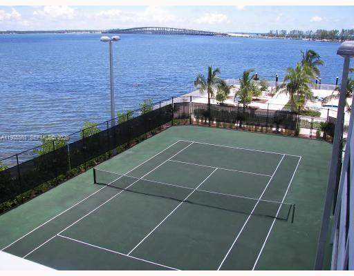 SKYLINE ON BRICKELL CONDO - Residential