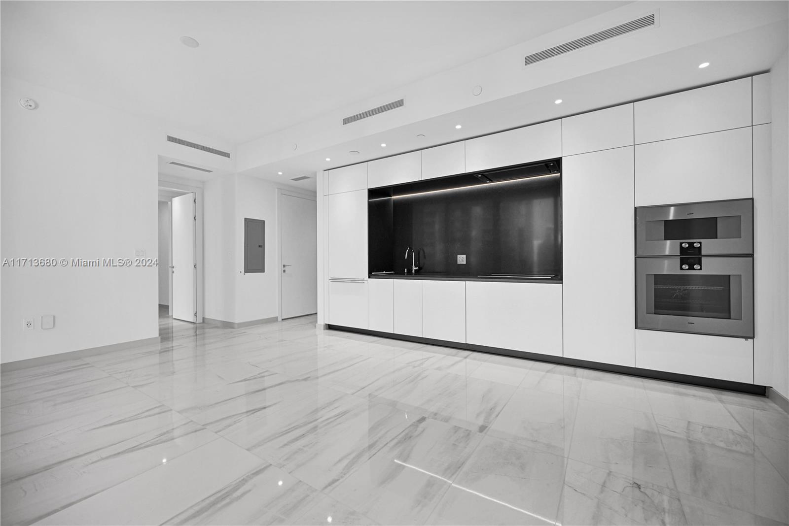 Aston Martin Residences - Residential