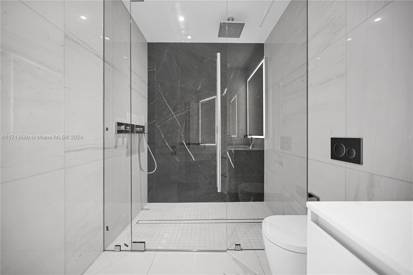 Aston Martin Residences - Residential