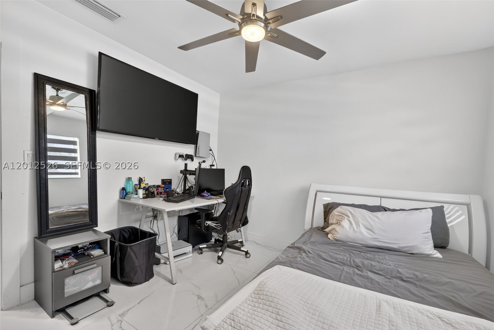 KENDALE LAKES SEC EIGHT - Residential