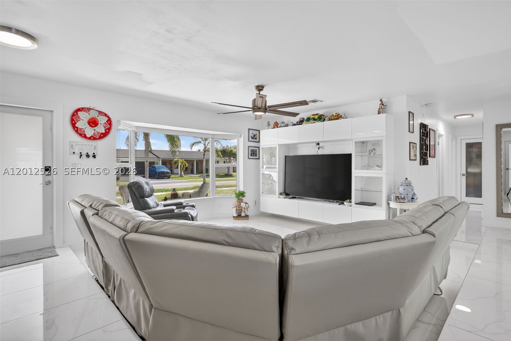 KENDALE LAKES SEC EIGHT - Residential