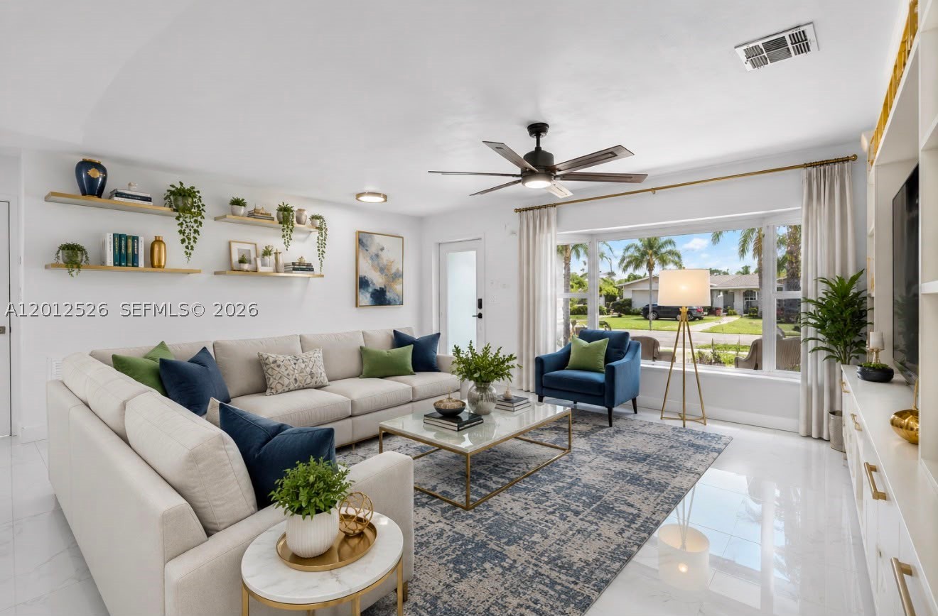 KENDALE LAKES SEC EIGHT - Residential