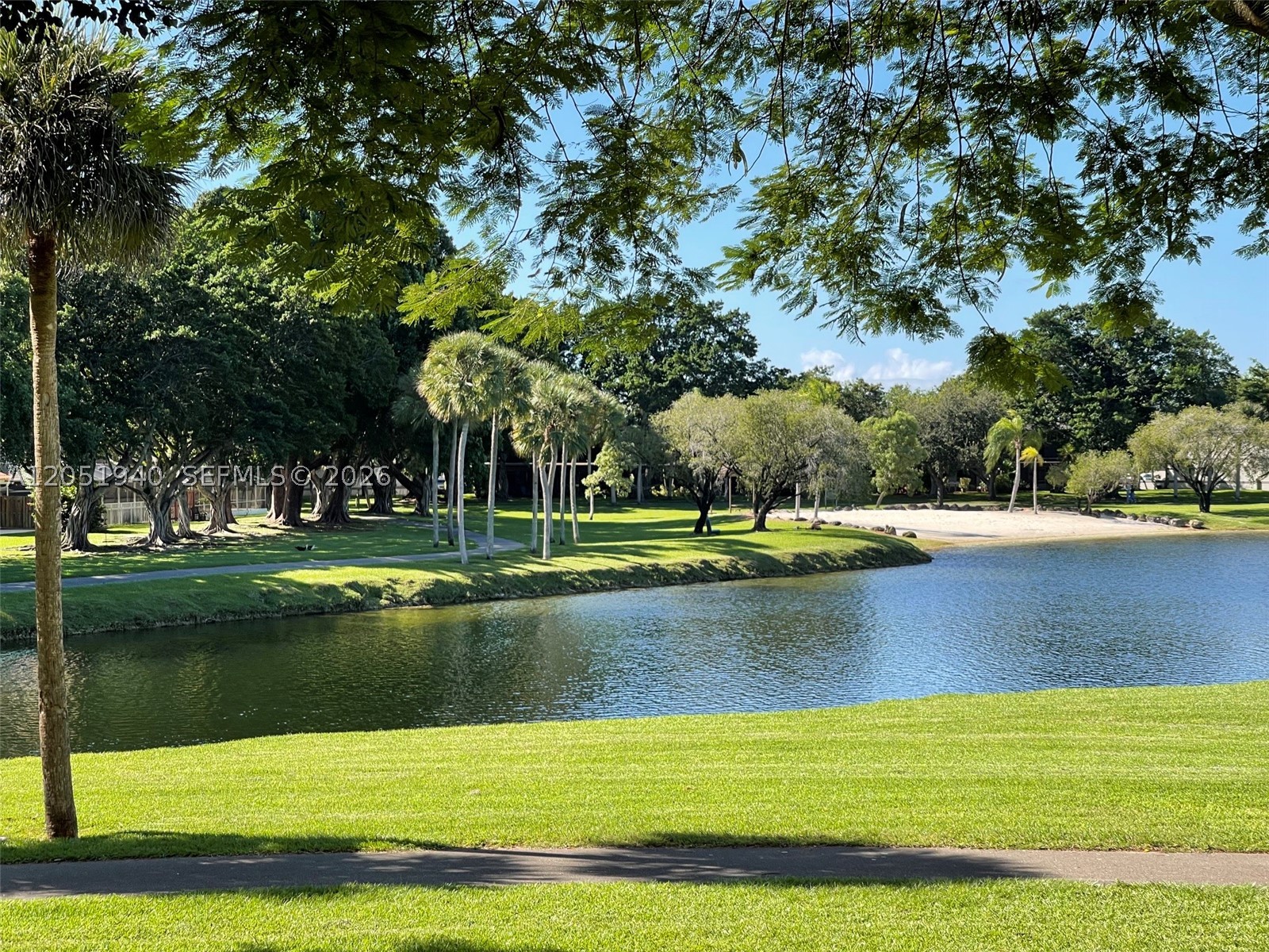 HAMMOCKS TRAILS CONDO - Residential