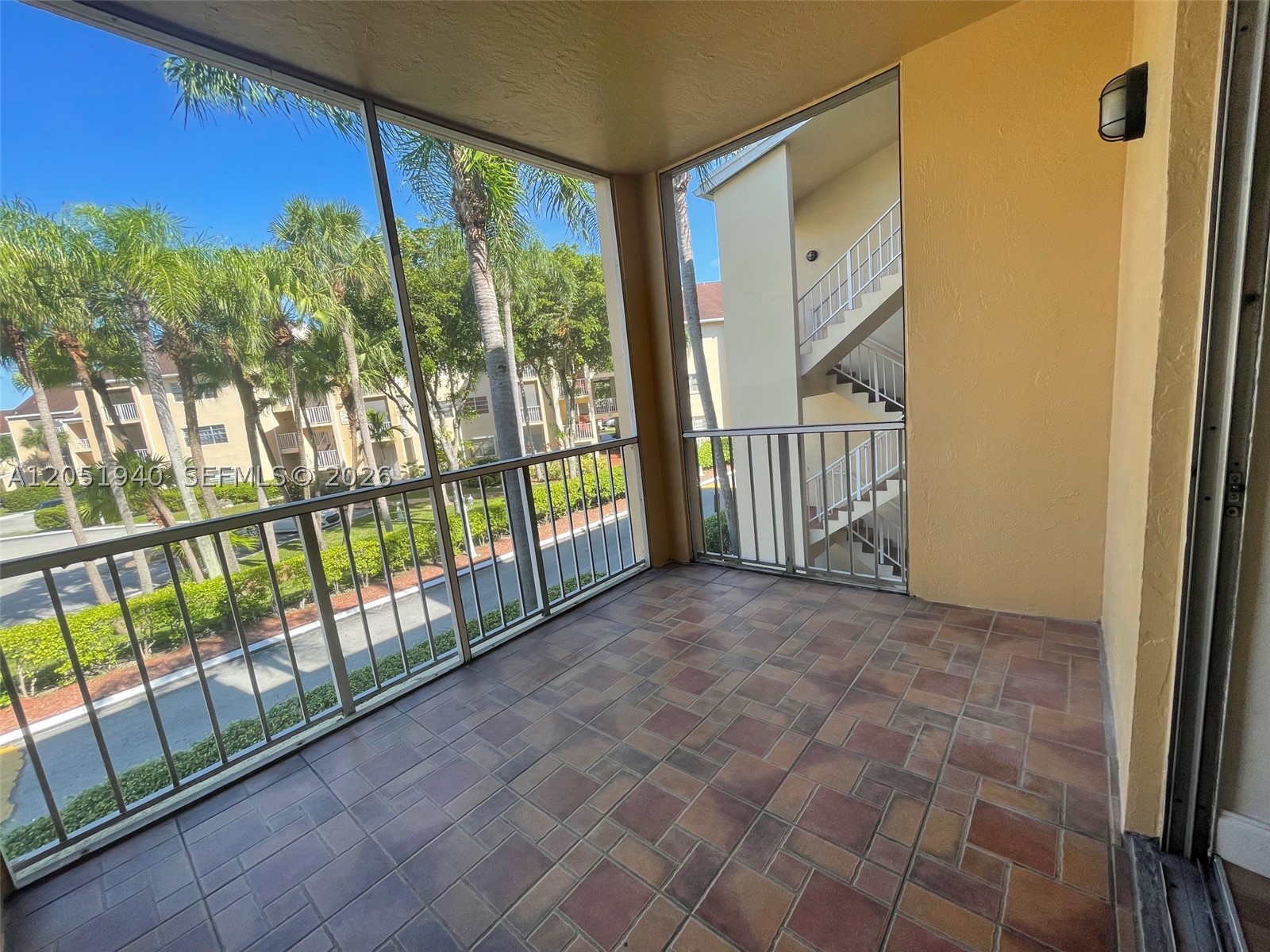 HAMMOCKS TRAILS CONDO - Residential