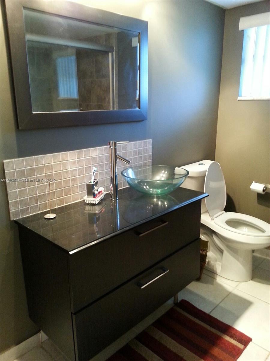JADE WINDS GROUP - - Residential