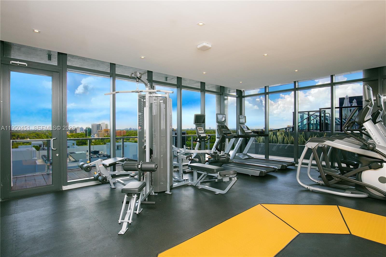 CASSA BRICKELL CONDO - Residential