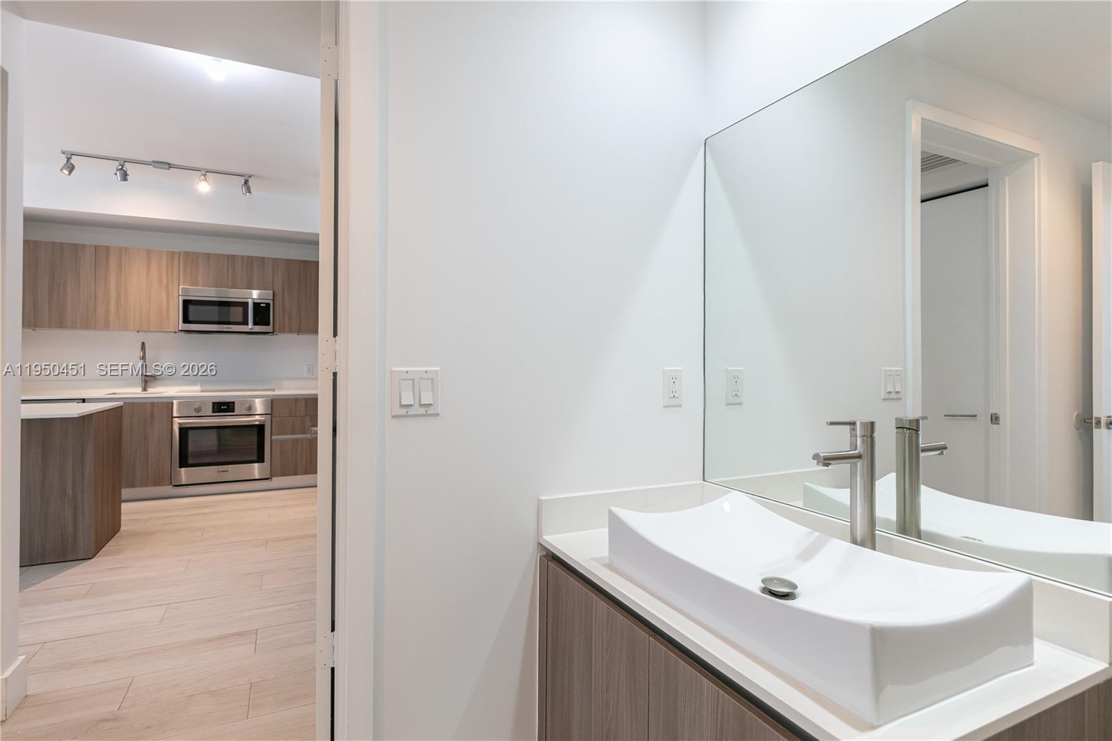 CASSA BRICKELL CONDO - Residential