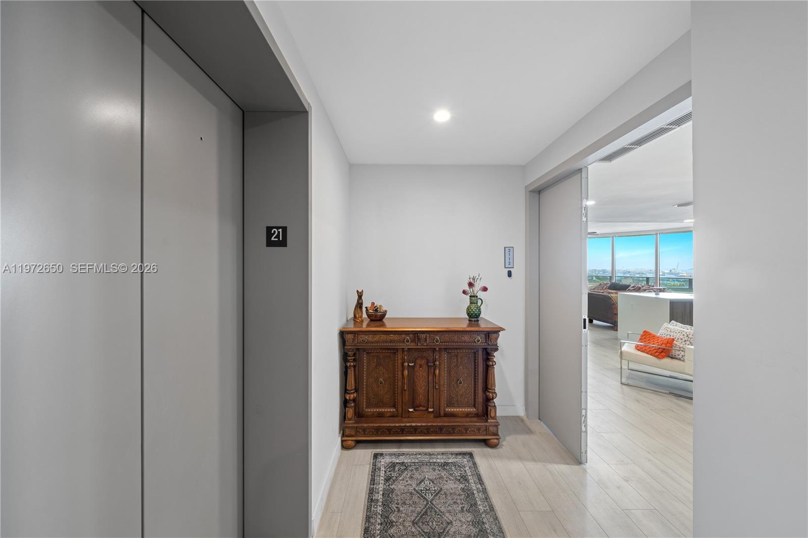 ARIA ON THE BAY CONDO - Residential