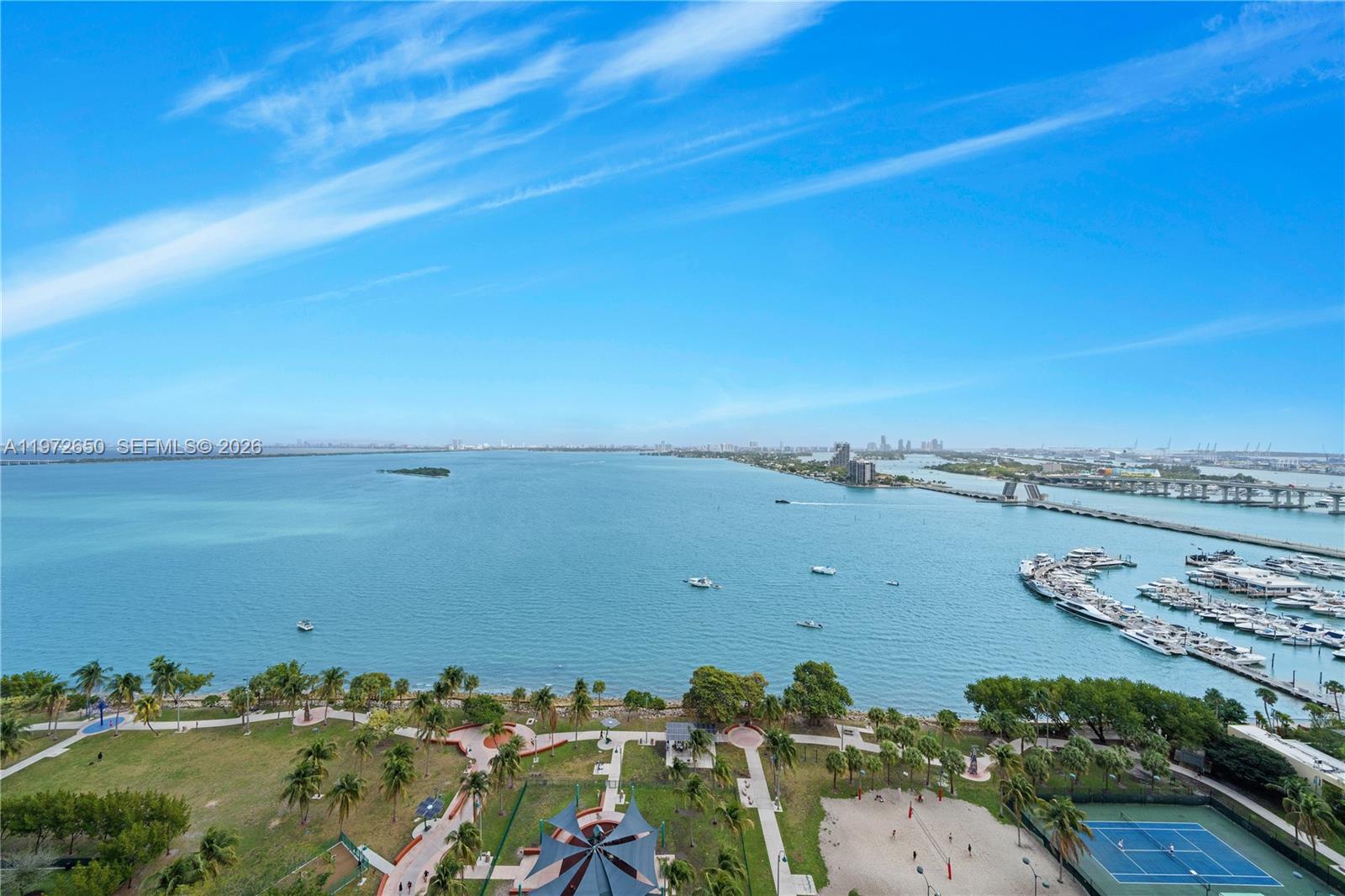 ARIA ON THE BAY CONDO - Residential