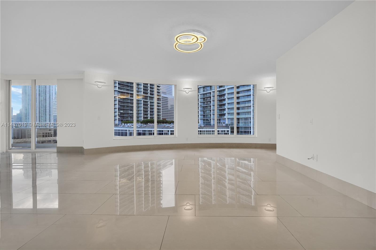 CARBONELL CONDO - Residential Lease
