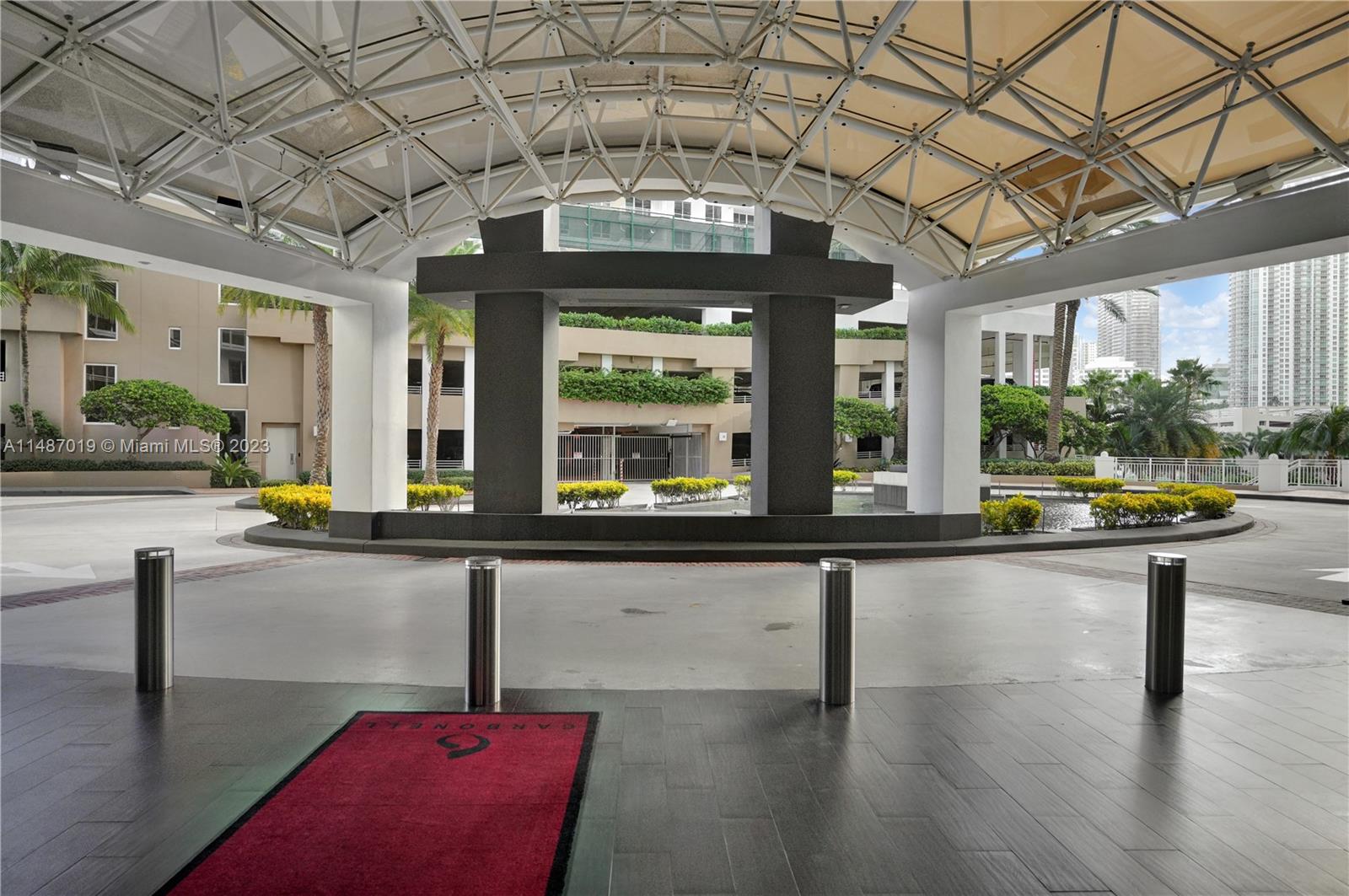 CARBONELL CONDO - Residential Lease