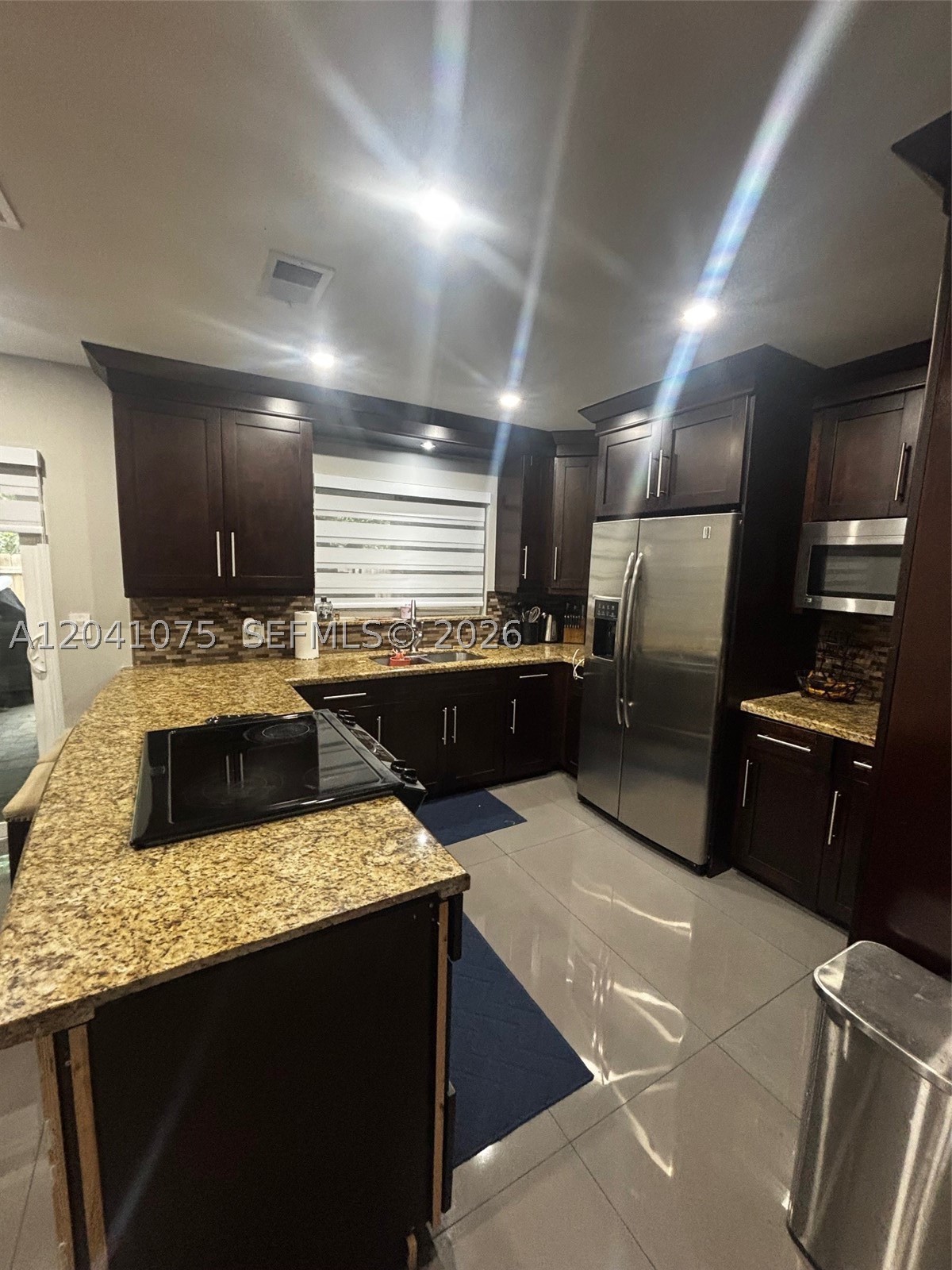 PEMBROKE LAKES SOUTH - Residential