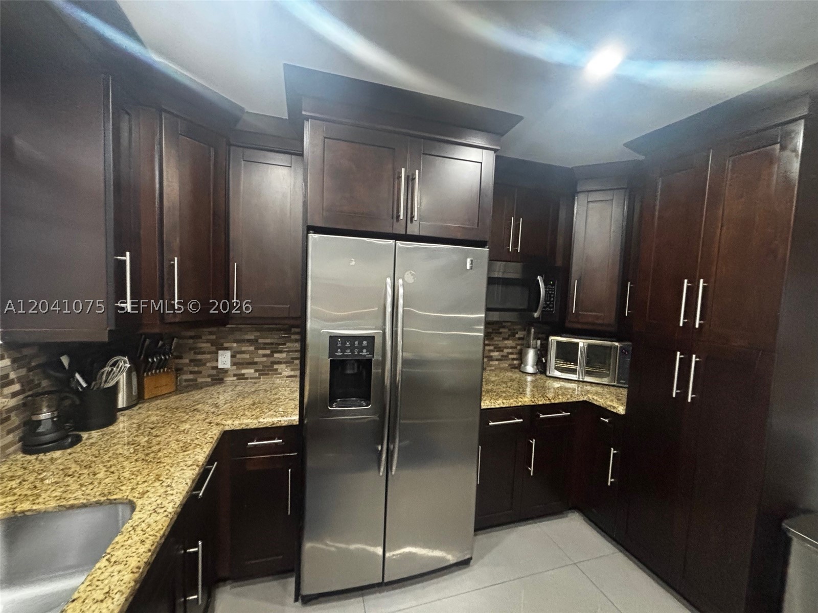 PEMBROKE LAKES SOUTH - Residential