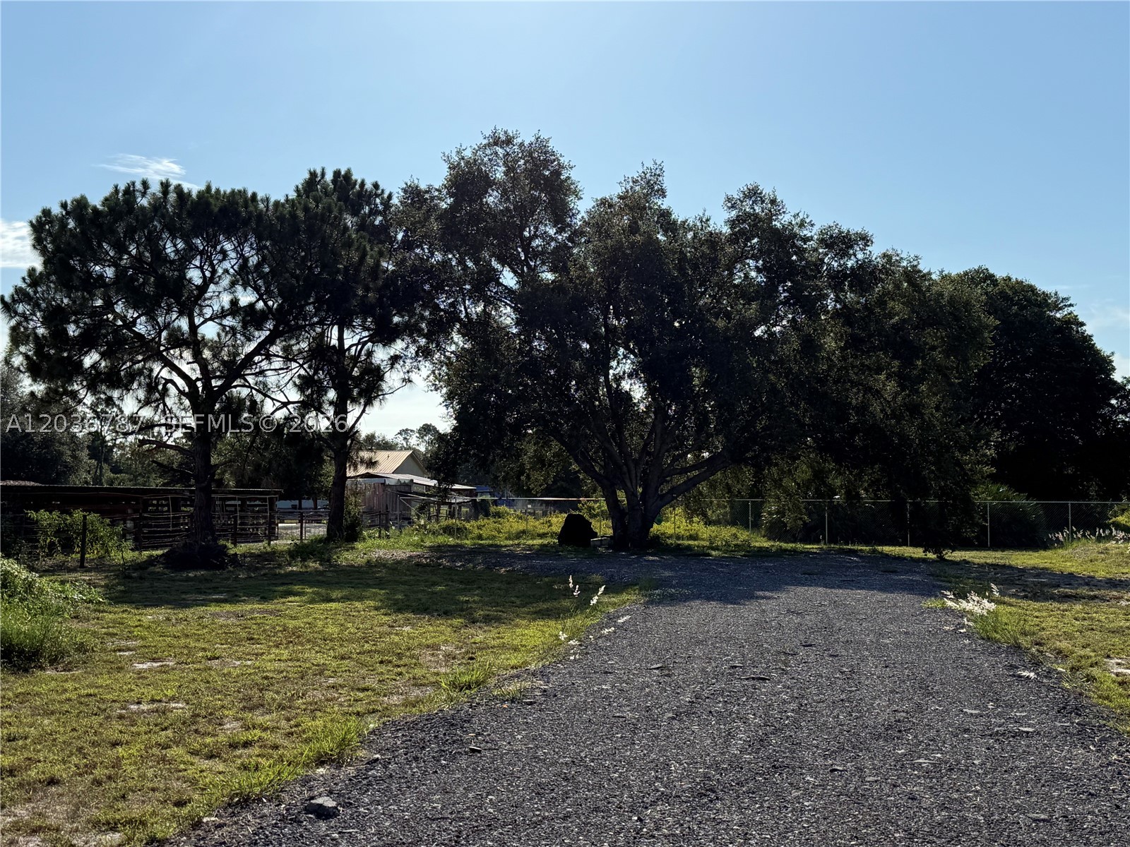 MONTURA RANCH ESTATES - Land