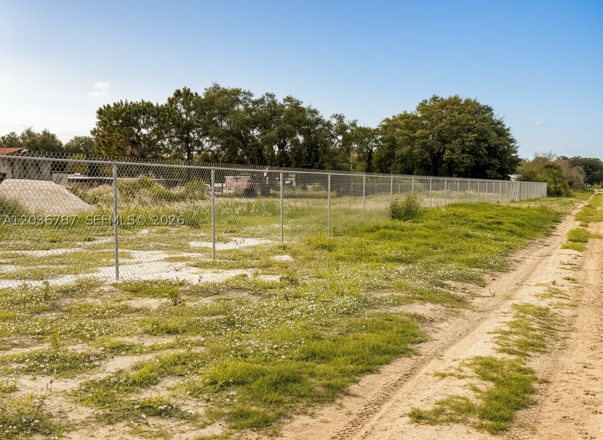 MONTURA RANCH ESTATES - Land