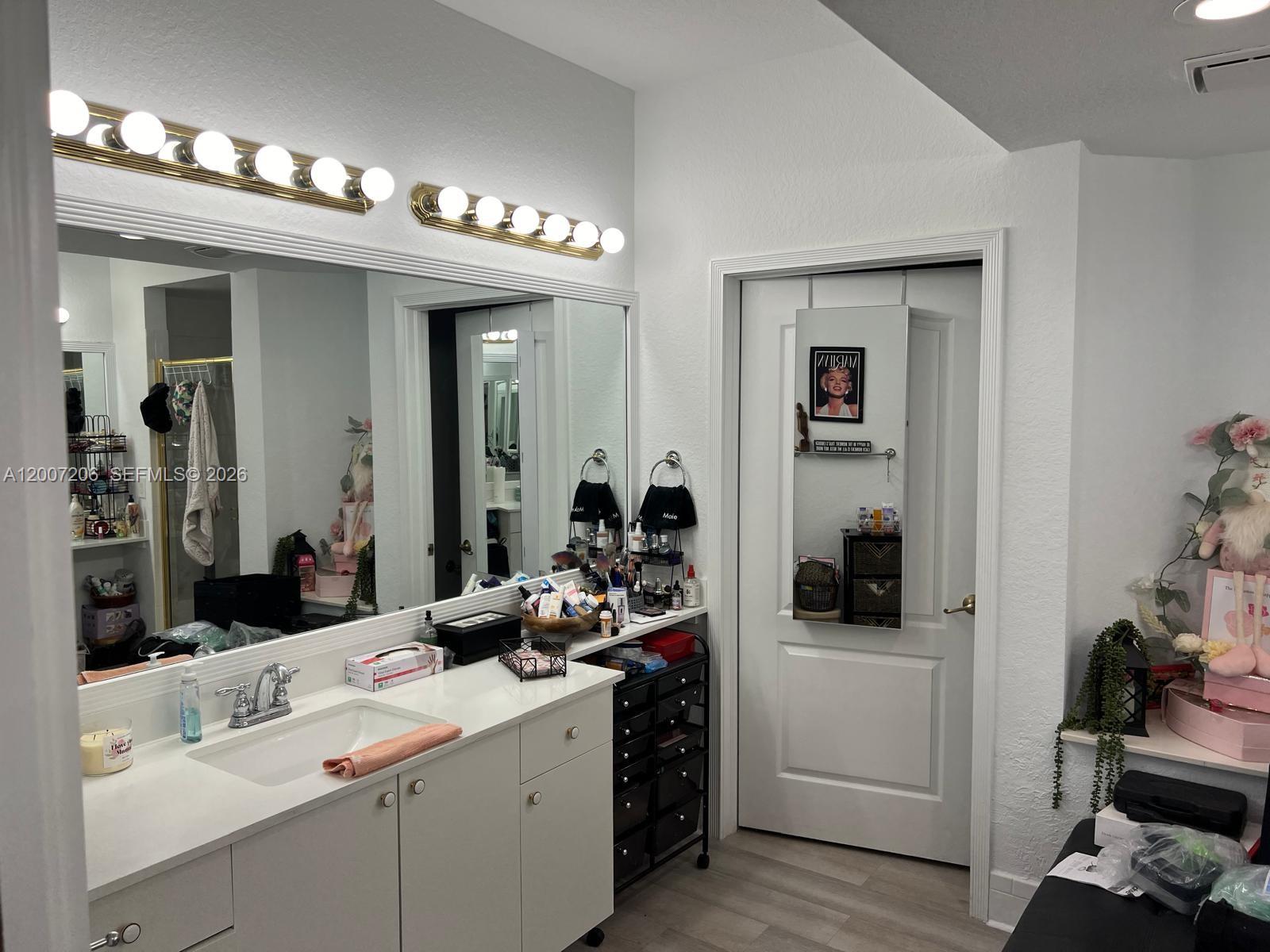 CAPTIVA CONDO D - Residential