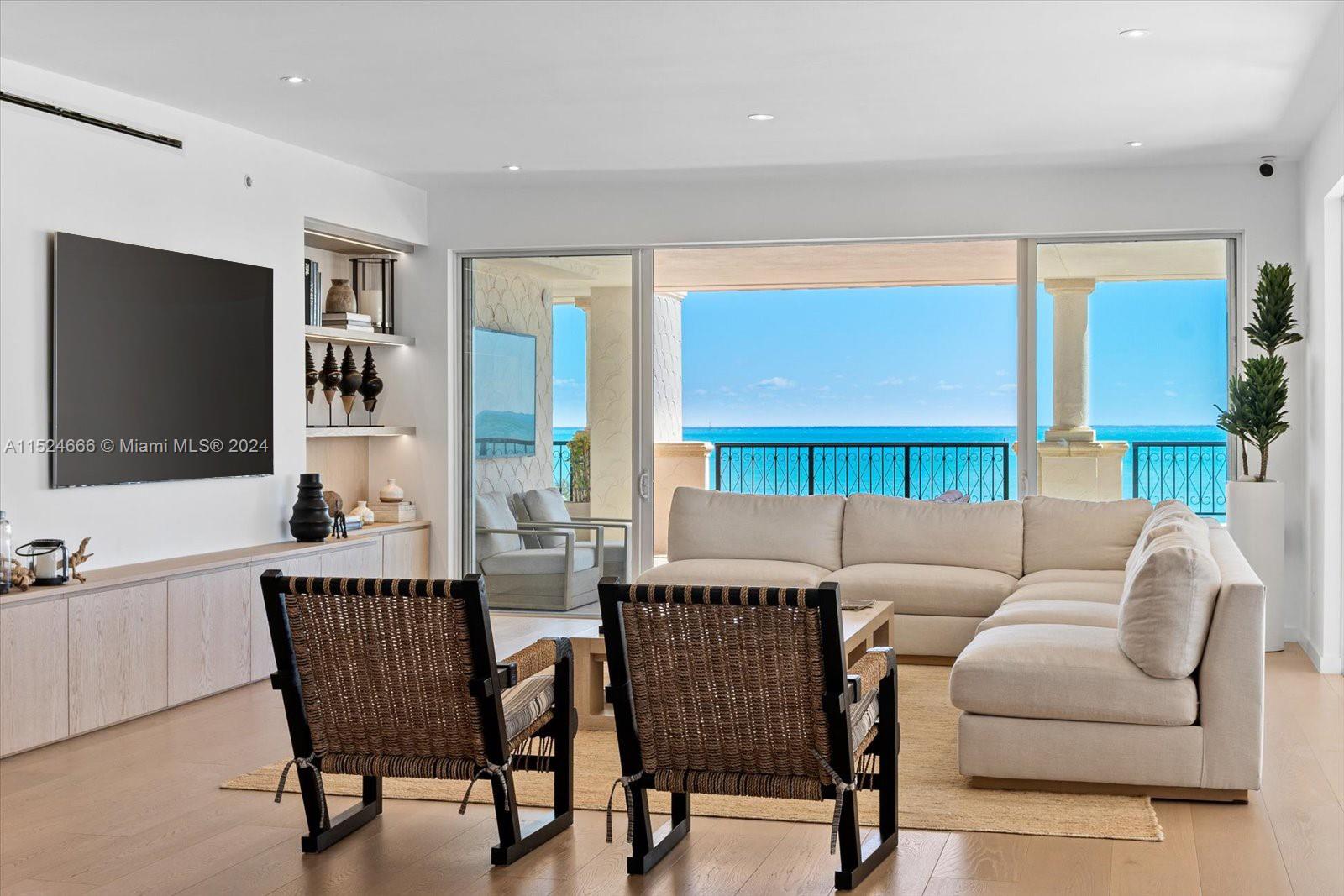 7600 OCEANSIDE AT FISHER - Residential