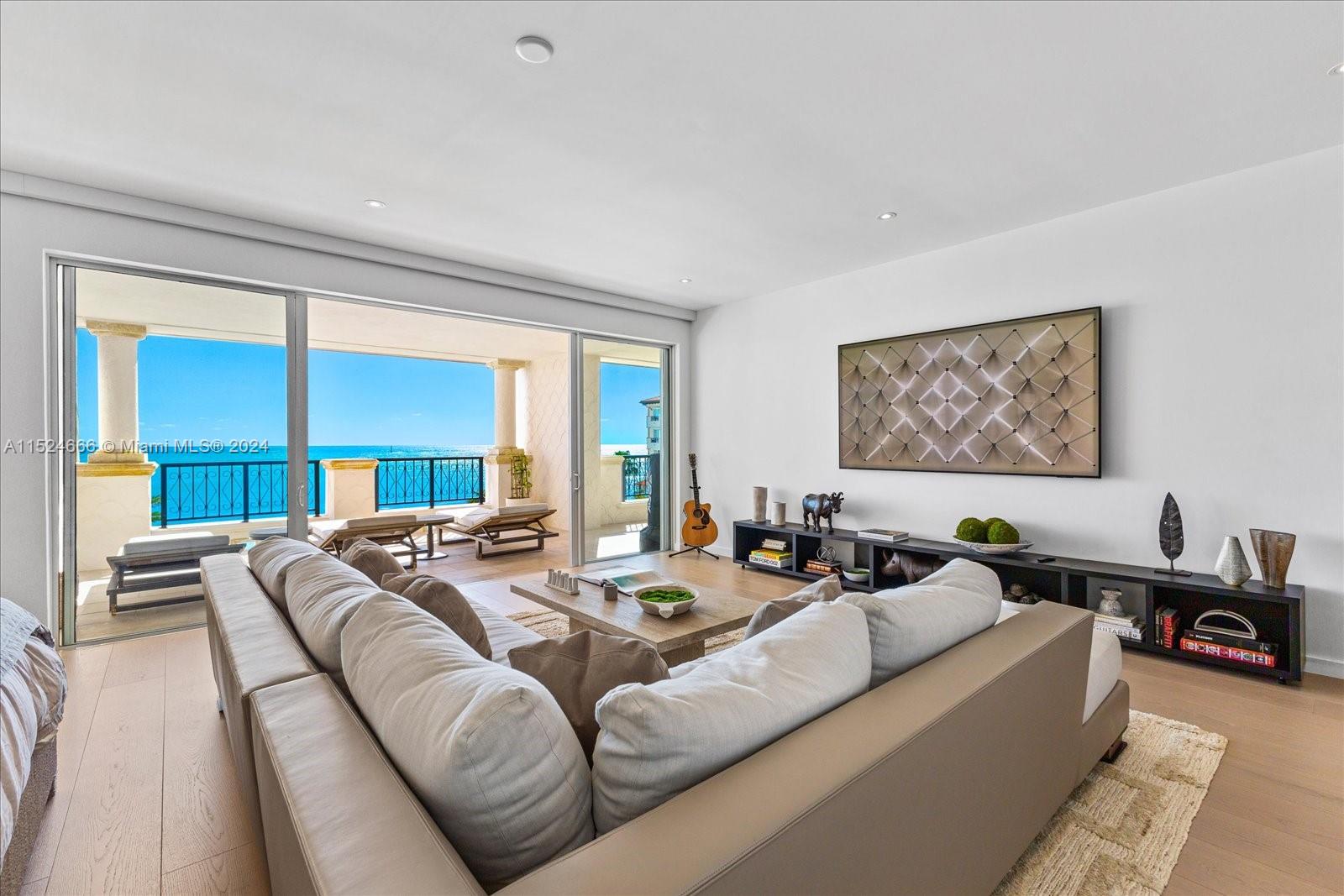 7600 OCEANSIDE AT FISHER - Residential