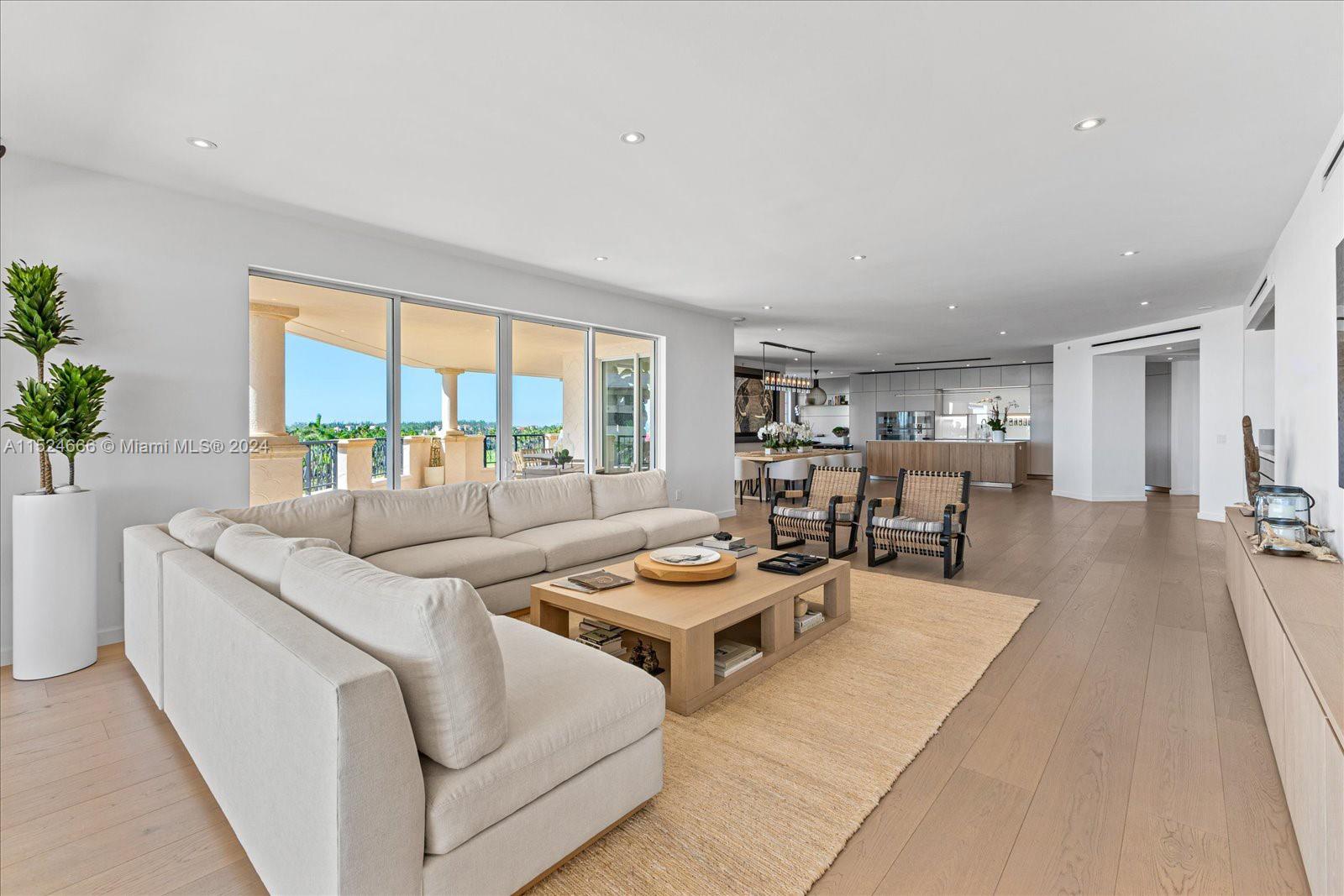 7600 OCEANSIDE AT FISHER - Residential