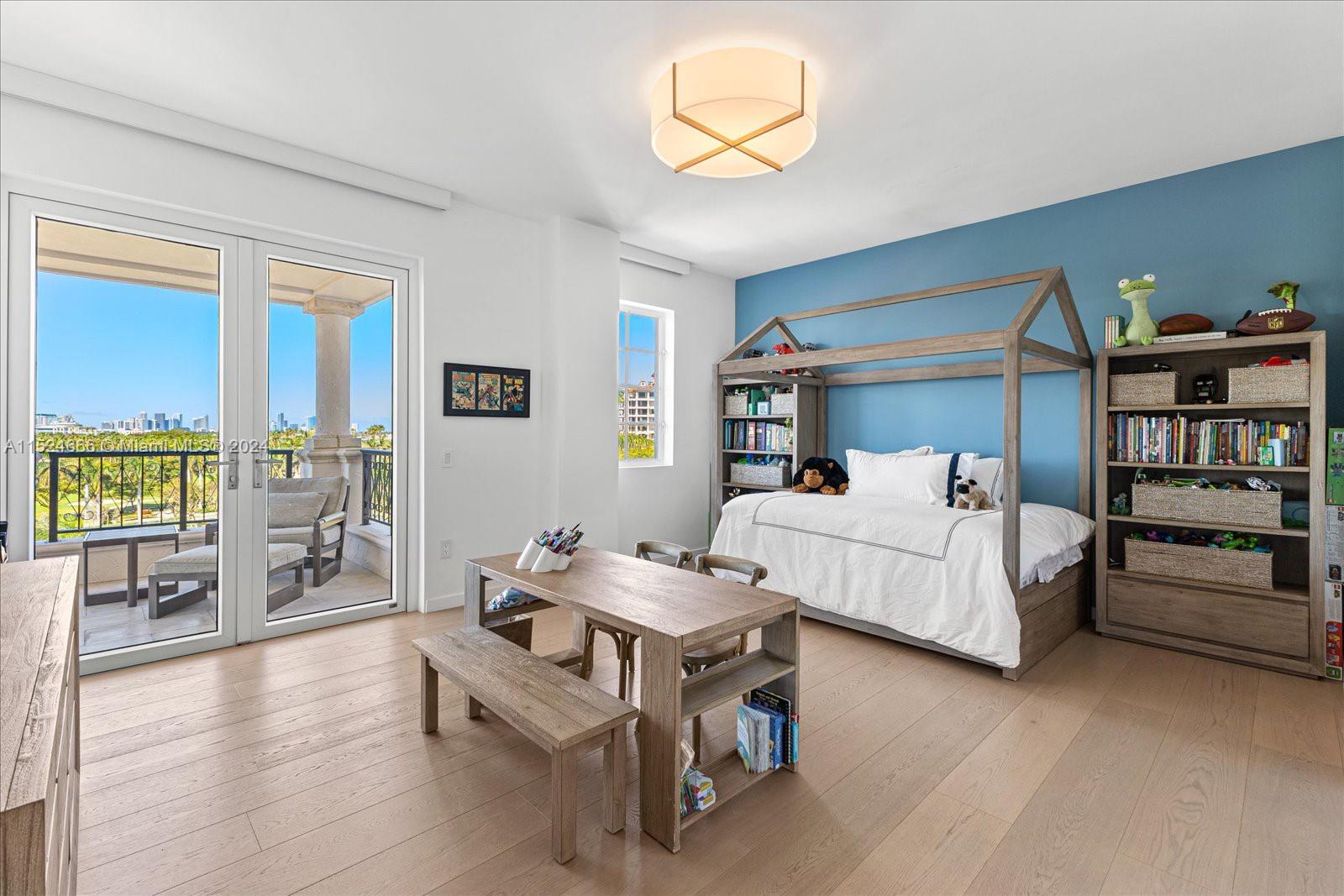 7600 OCEANSIDE AT FISHER - Residential