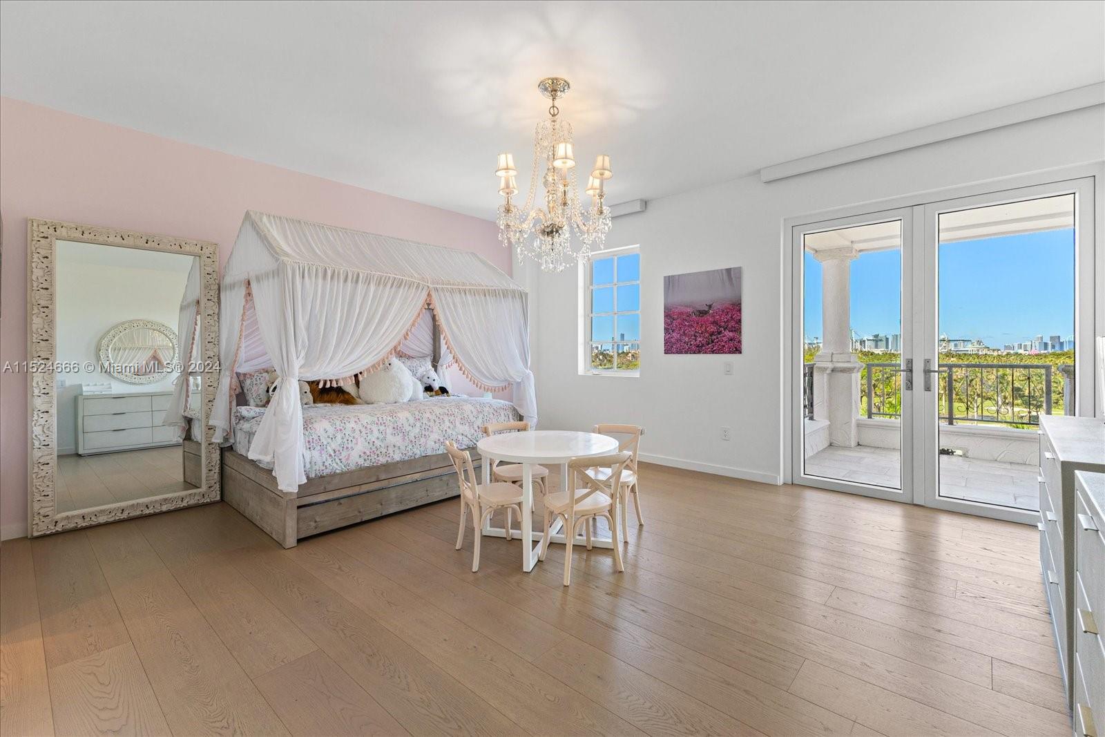 7600 OCEANSIDE AT FISHER - Residential