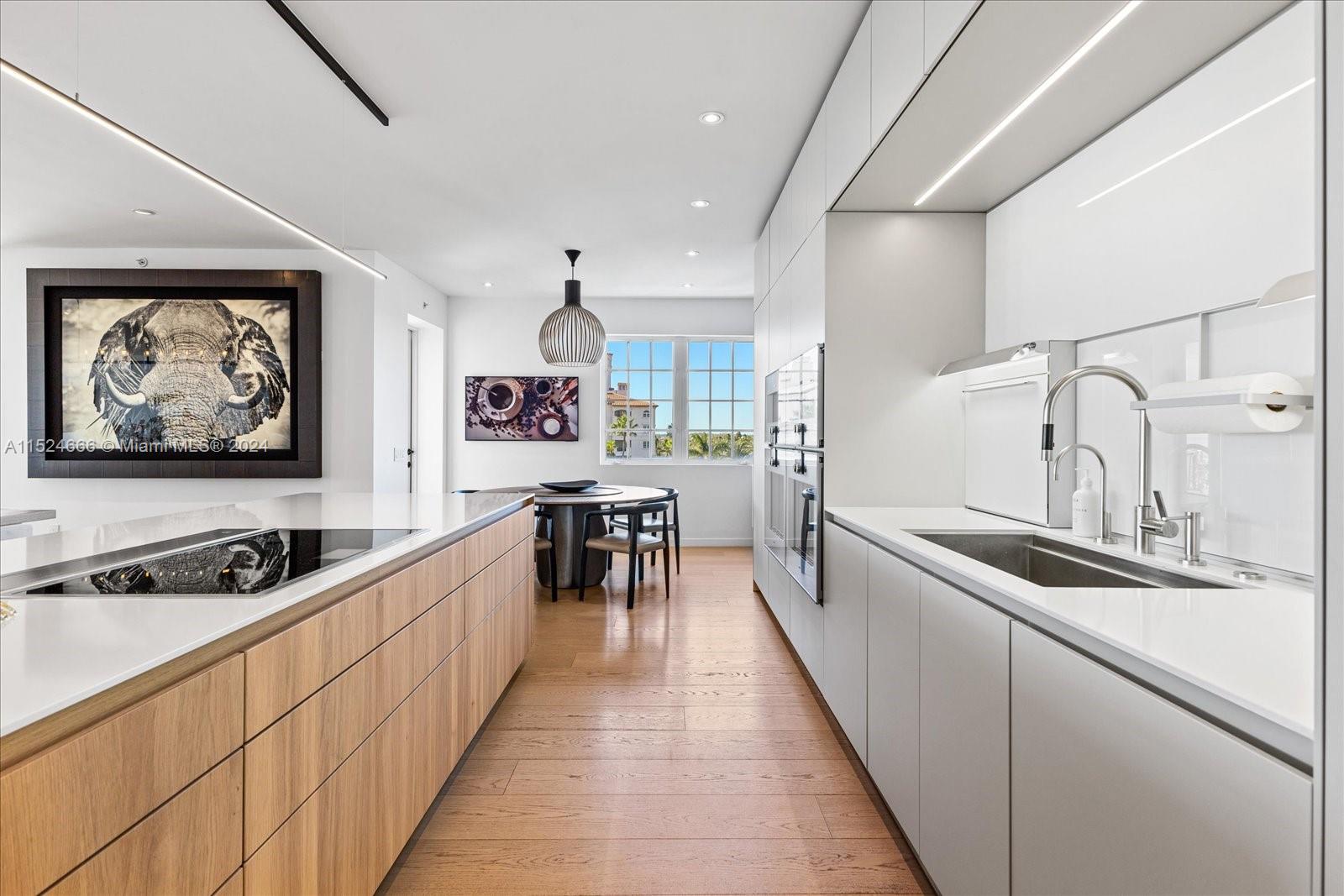 7600 OCEANSIDE AT FISHER - Residential