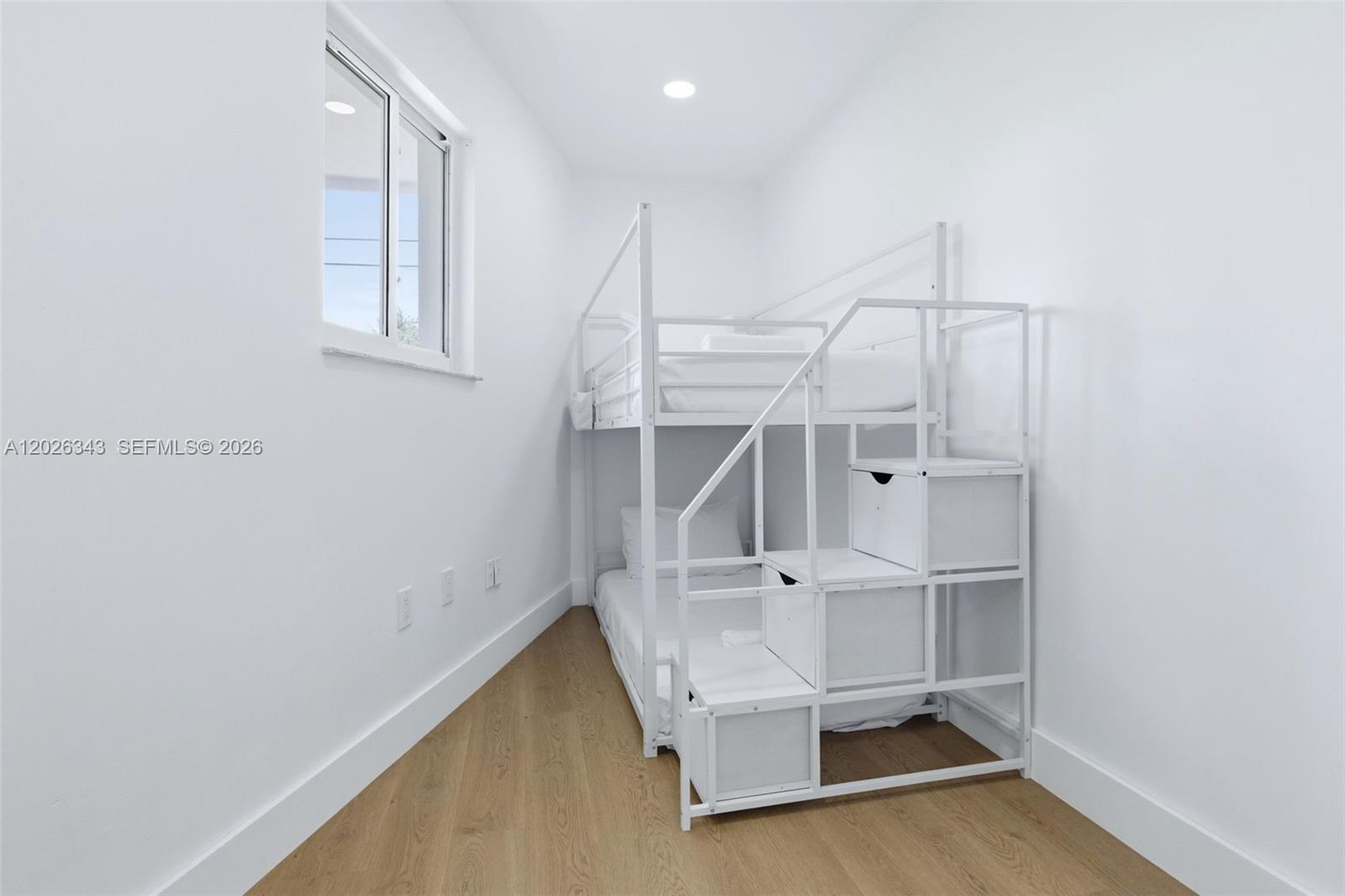 TREASURE ISLAND - Residential Lease
