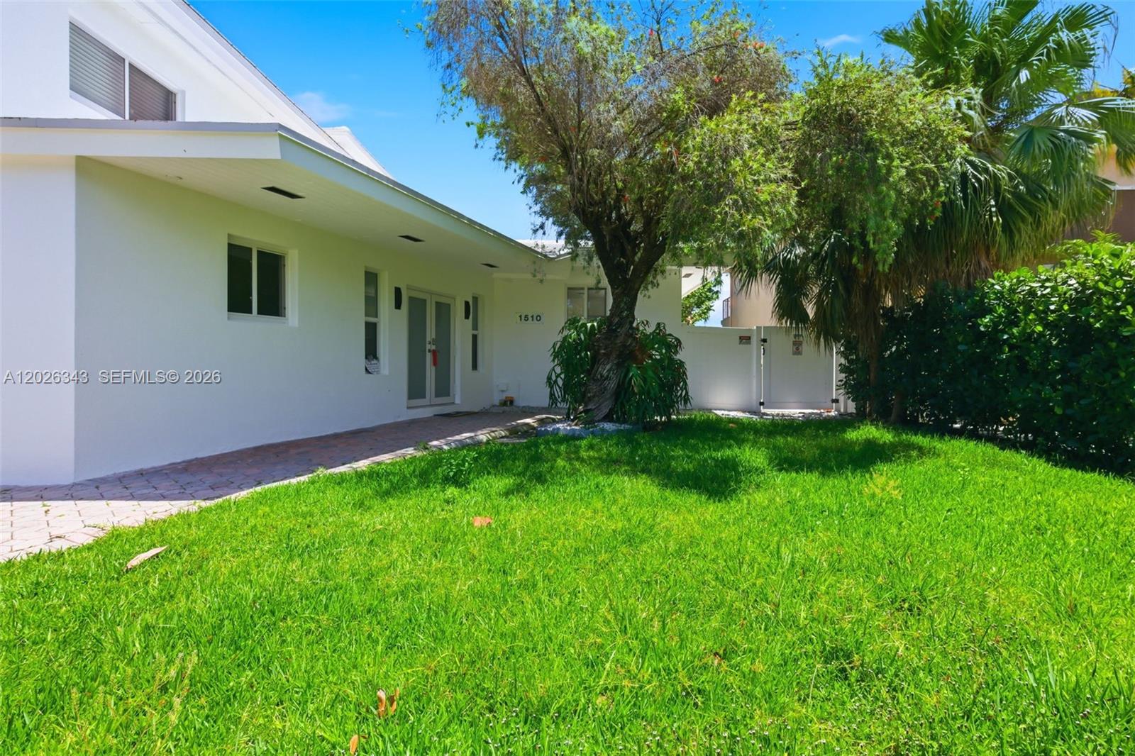 TREASURE ISLAND - Residential Lease