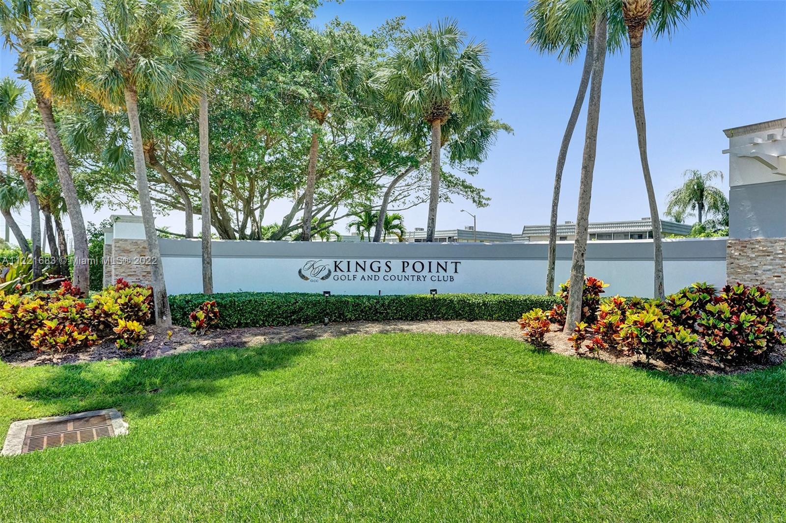 KINGS POINT BURGUNDY COND - Residential