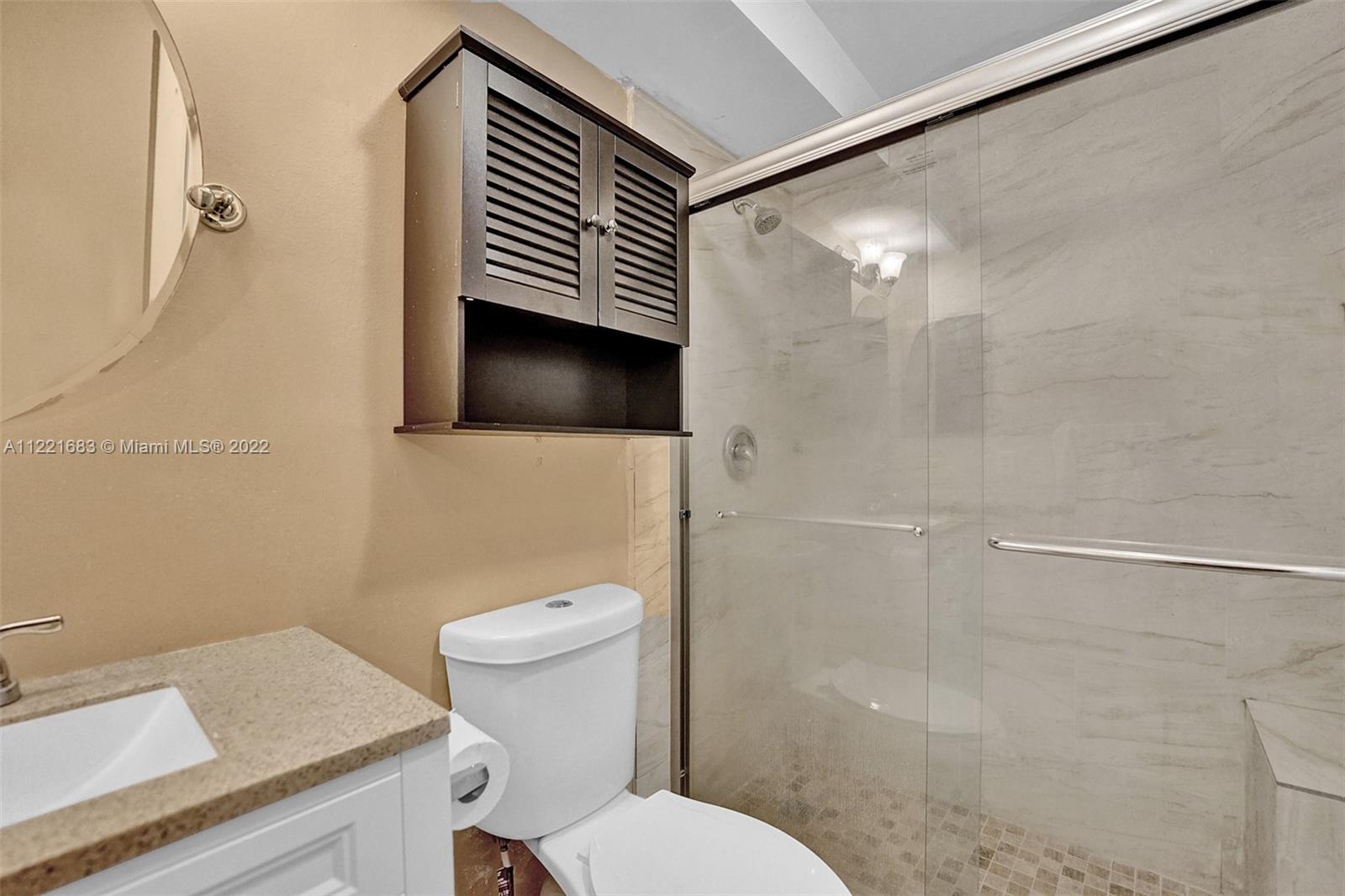 KINGS POINT BURGUNDY COND - Residential