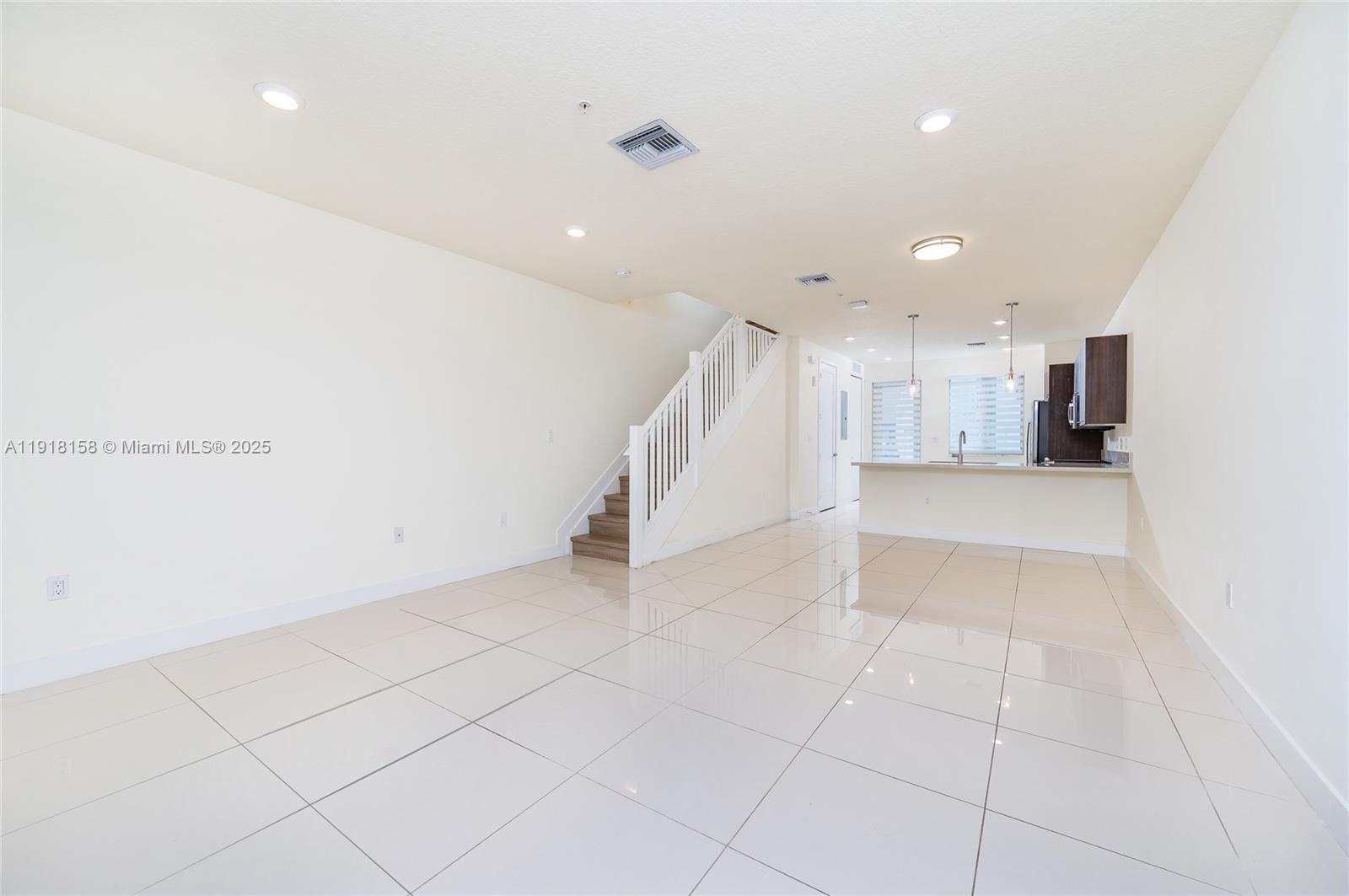 LANDMARK AT DORAL CONDO N - Residential