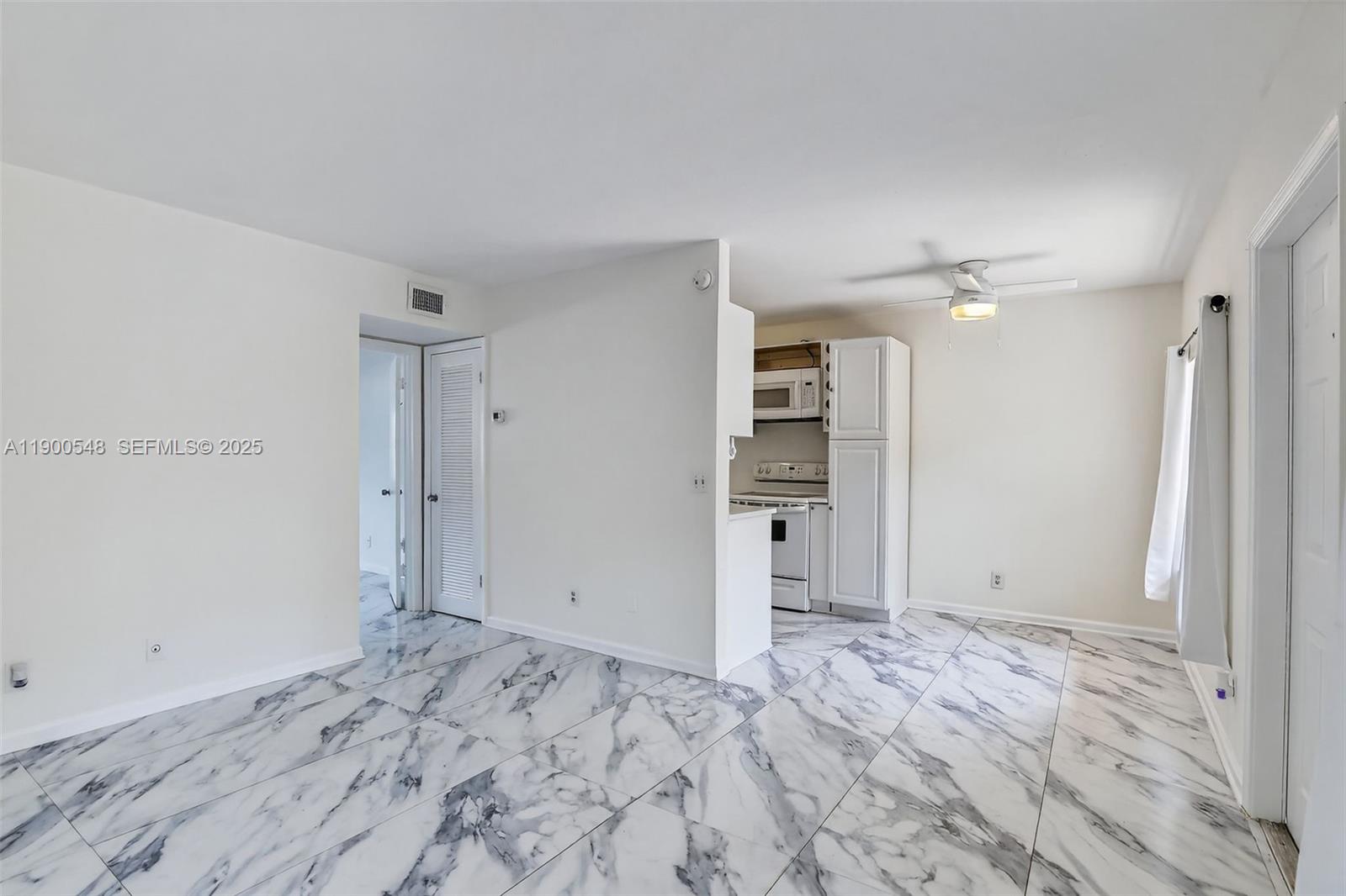 SEA BREEZE II CONDO - Residential Lease