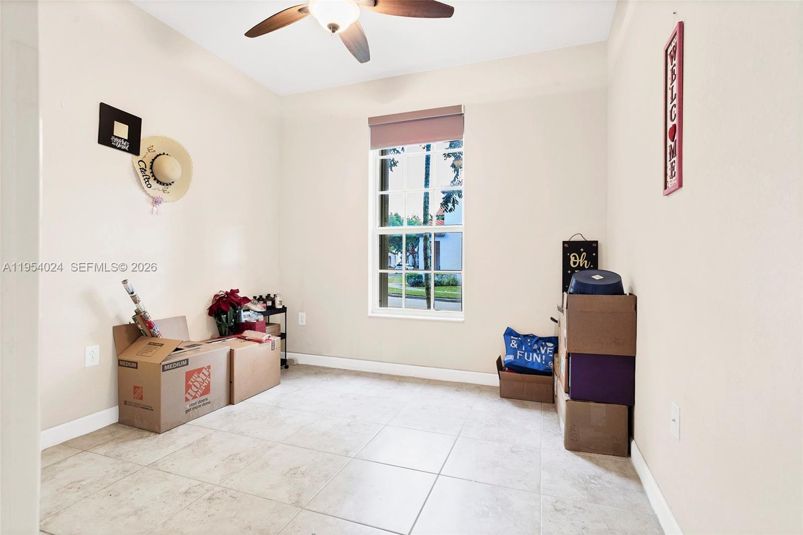 KENDALL COMMONS TOWNHOMES - Residential
