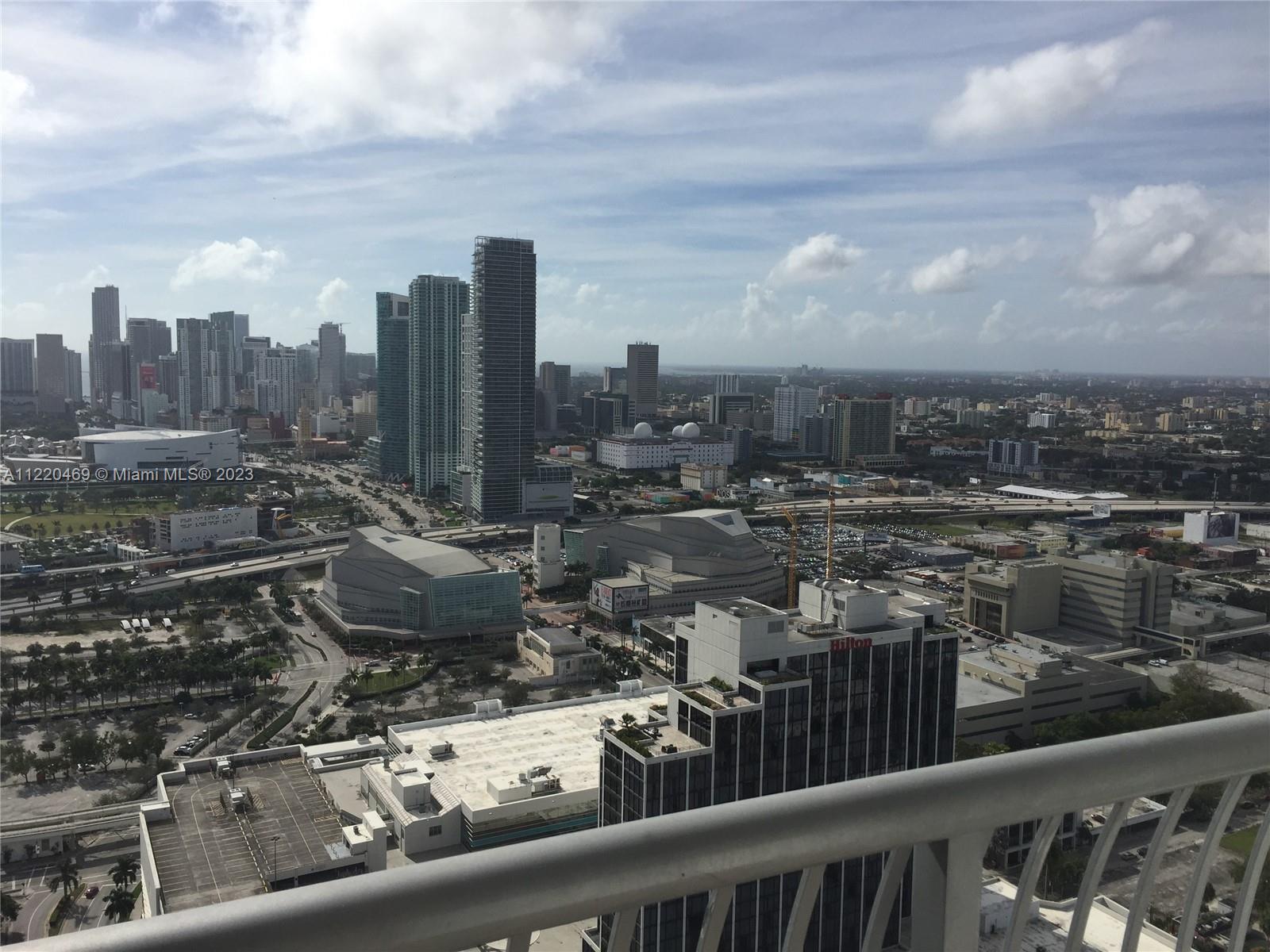 OPERA TOWER CONDO - Residential
