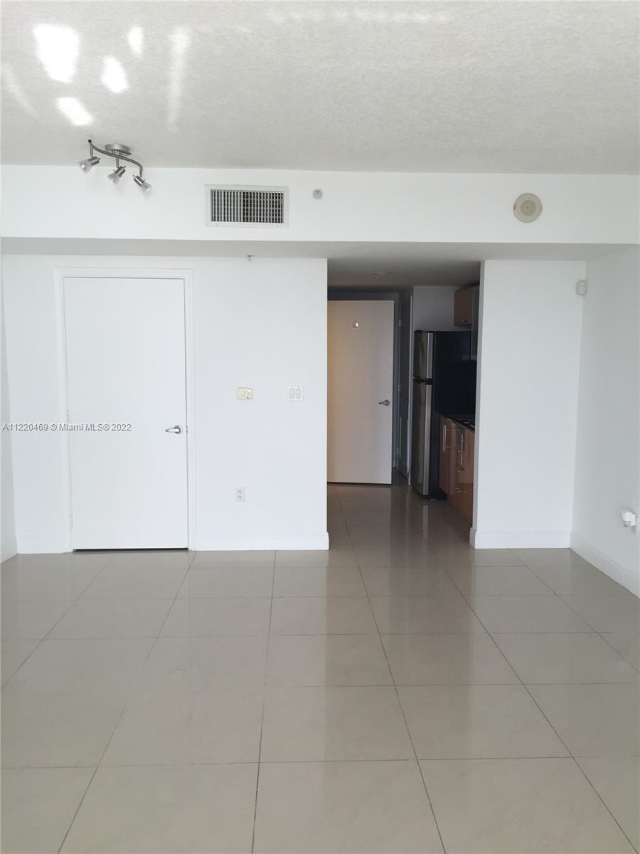 OPERA TOWER CONDO - Residential