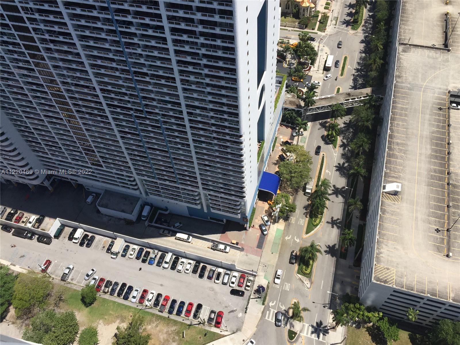OPERA TOWER CONDO - Residential