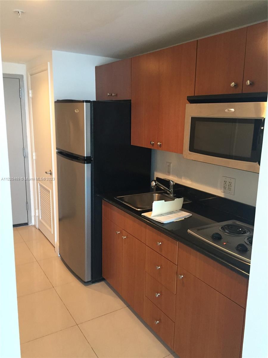 OPERA TOWER CONDO - Residential