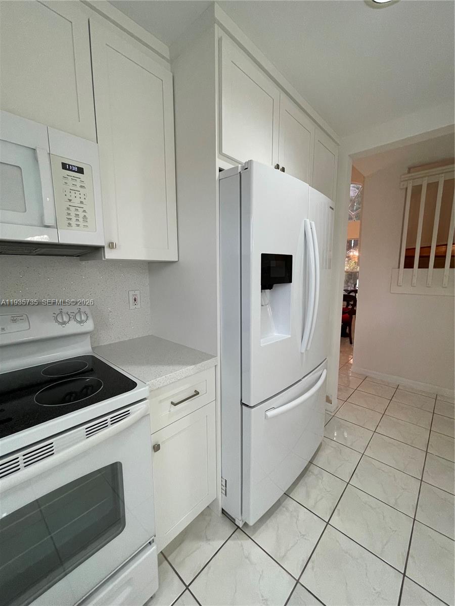 SILVER LAKES PHASE III - Residential