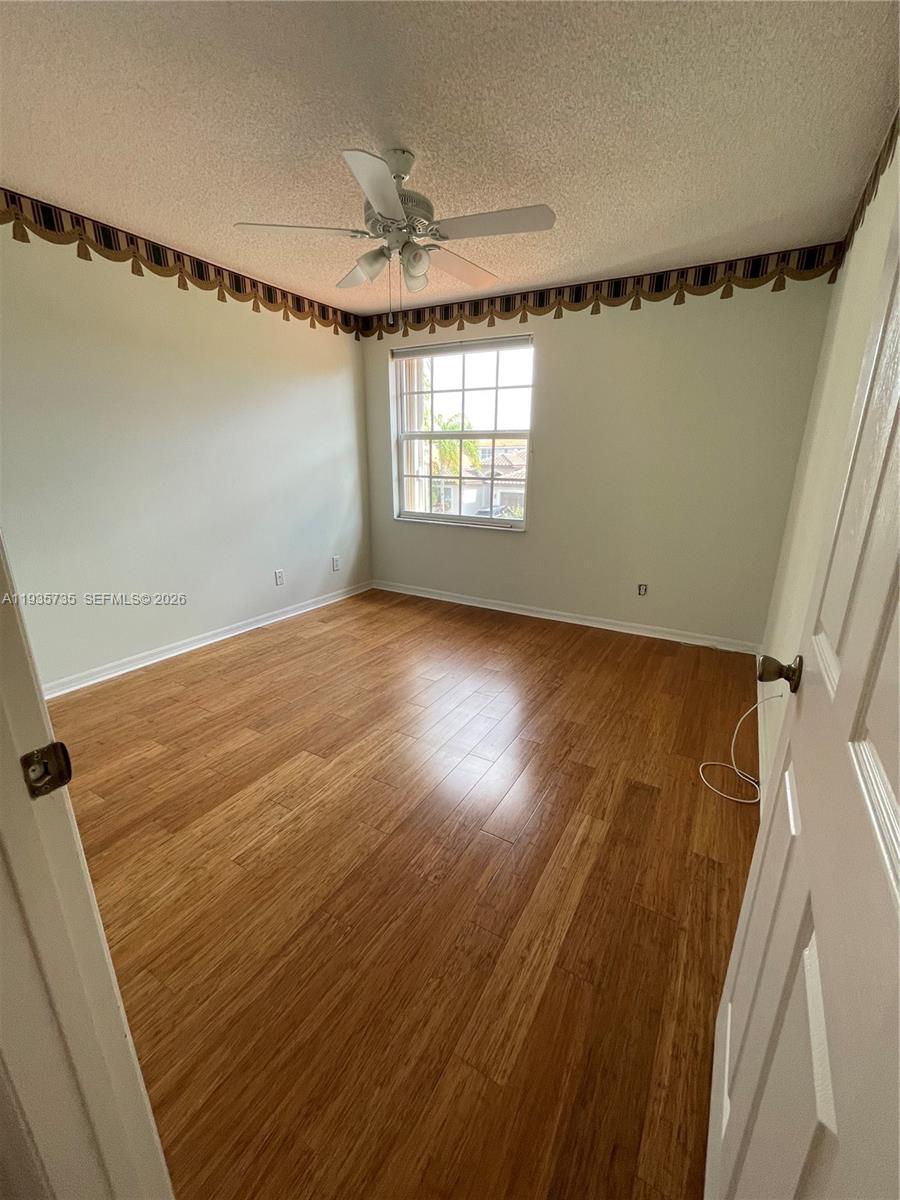 SILVER LAKES PHASE III - Residential