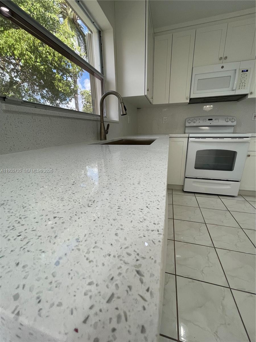 SILVER LAKES PHASE III - Residential