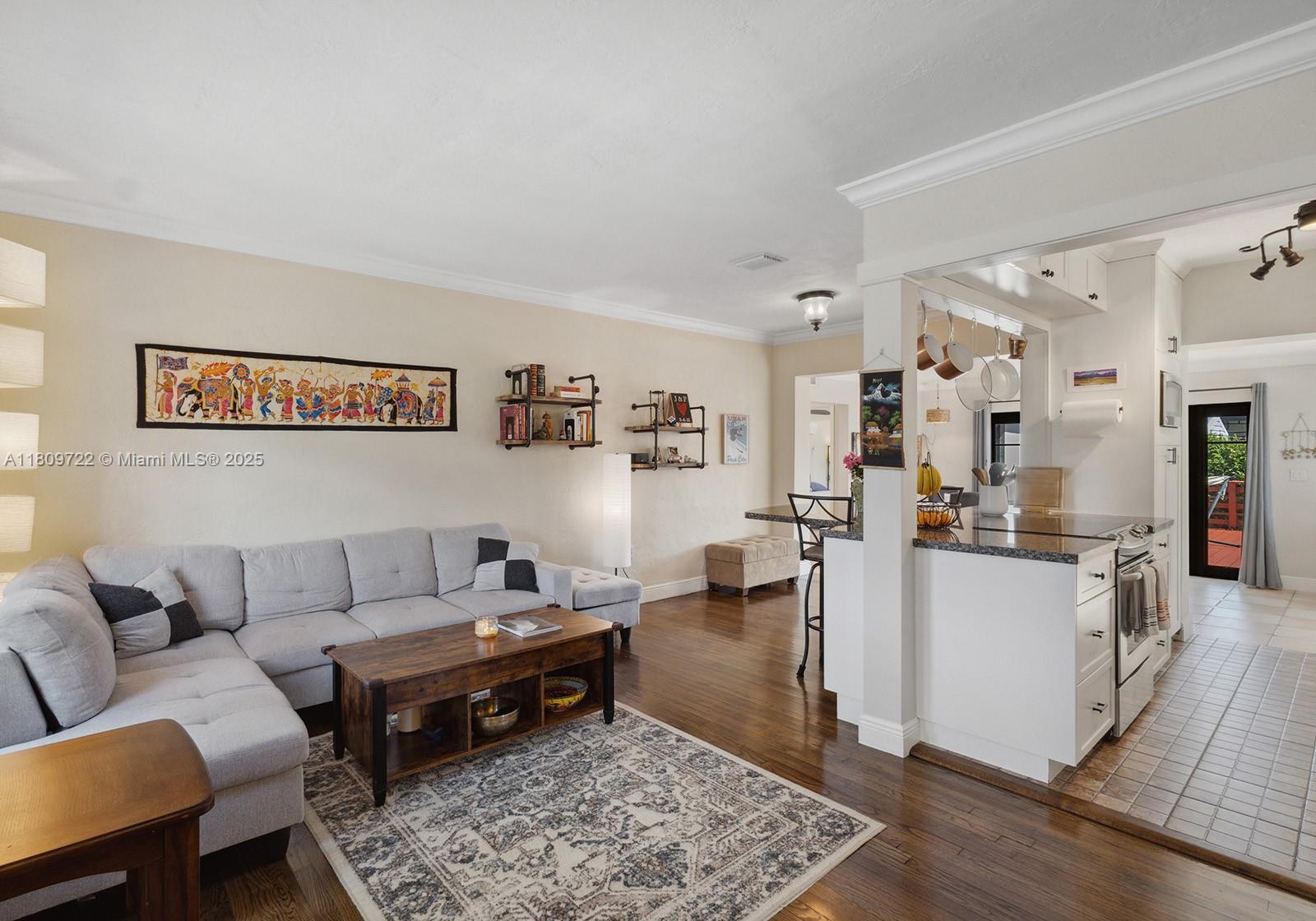 GABLES VIEW - Residential