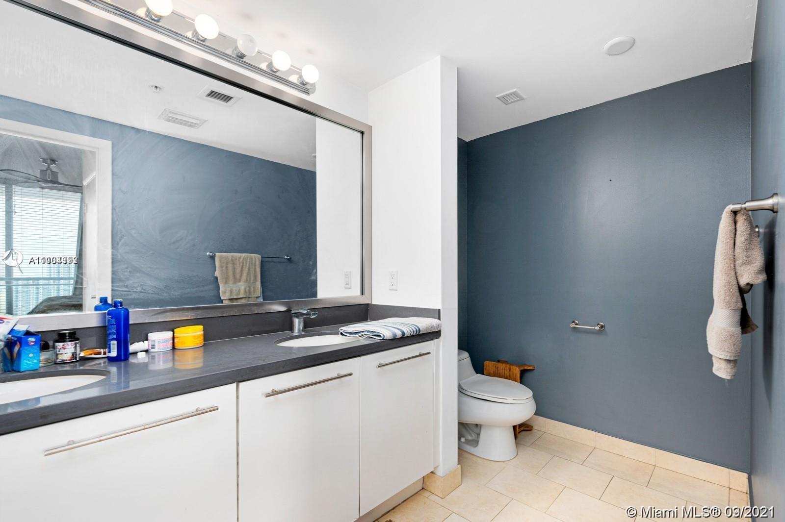 IVY CONDO - Residential