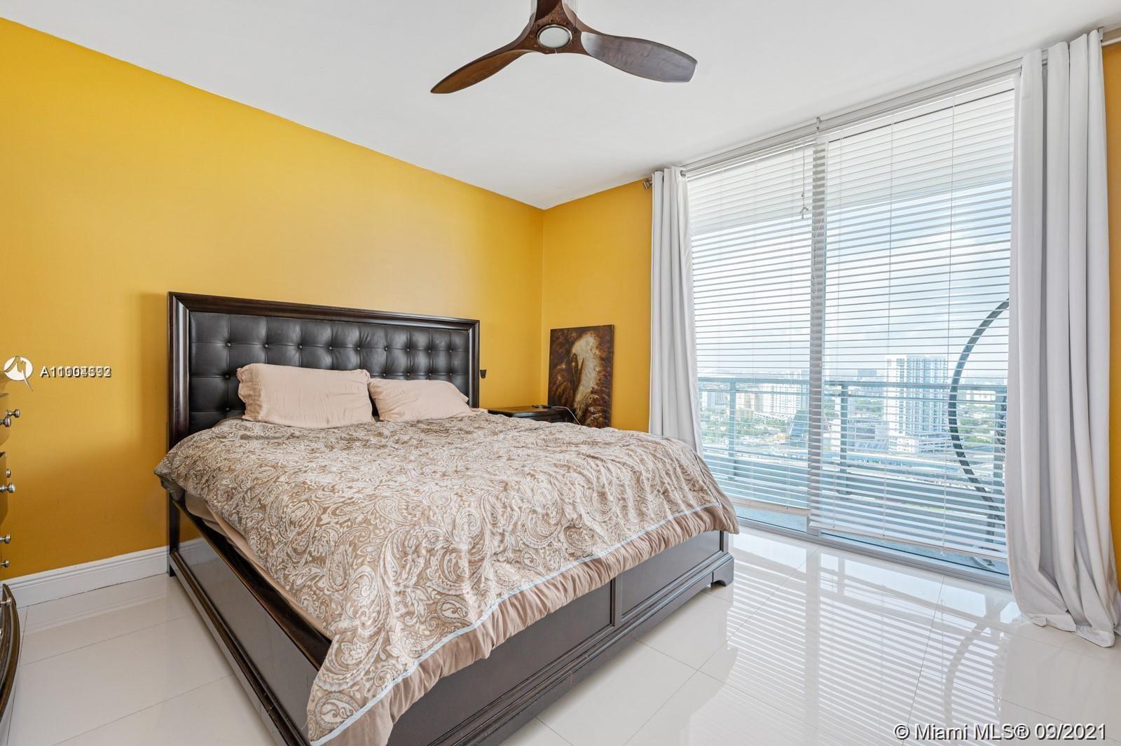 IVY CONDO - Residential