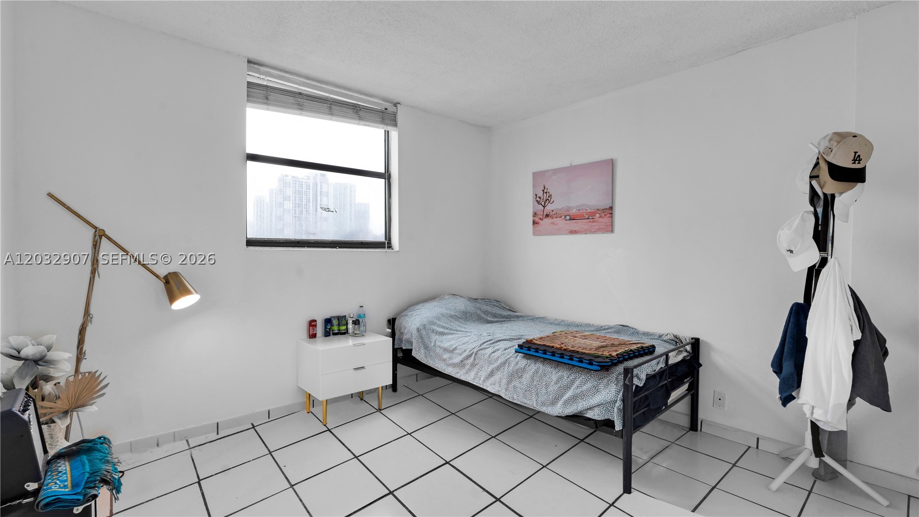 RIOPLAZA CONDOMINIUM - Residential