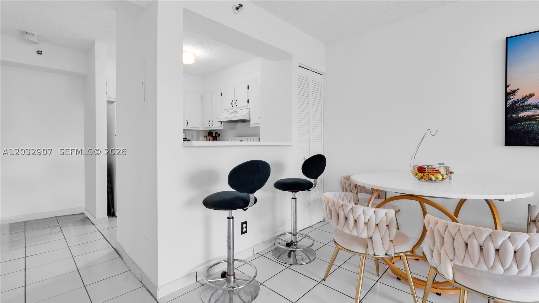 RIOPLAZA CONDOMINIUM - Residential